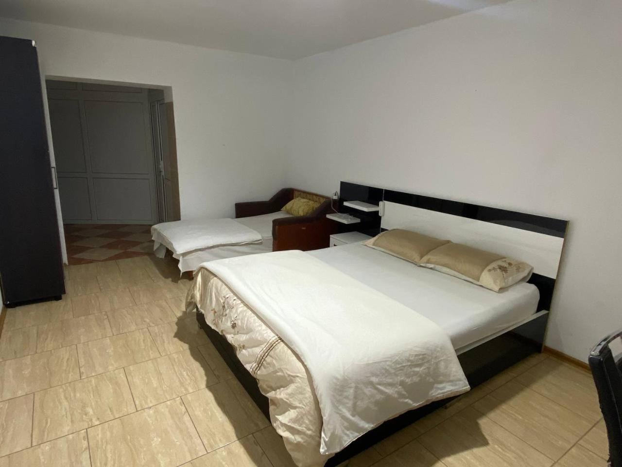 Two-bedroom apartment in the city center view 4
