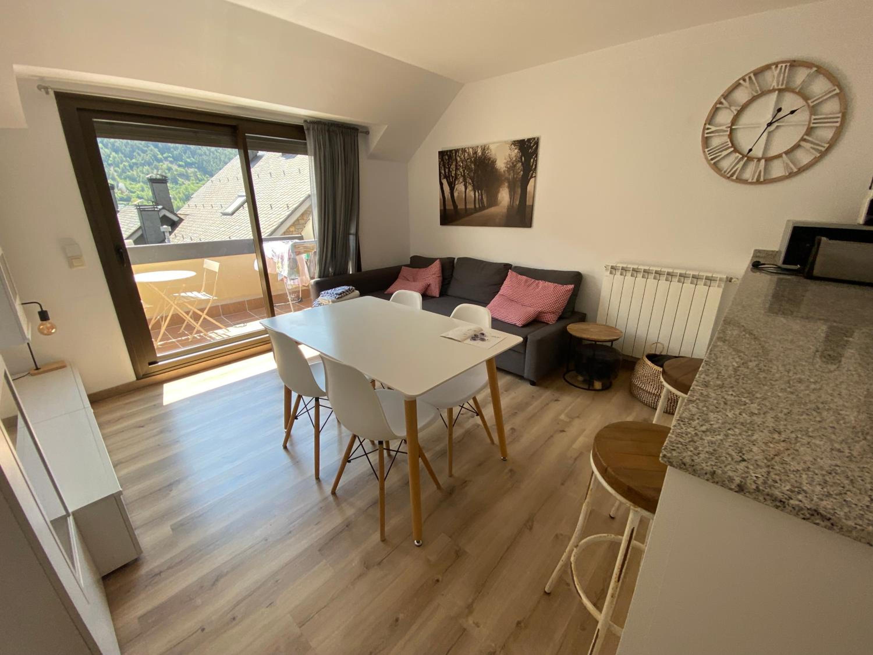 Casa Cris Encamp