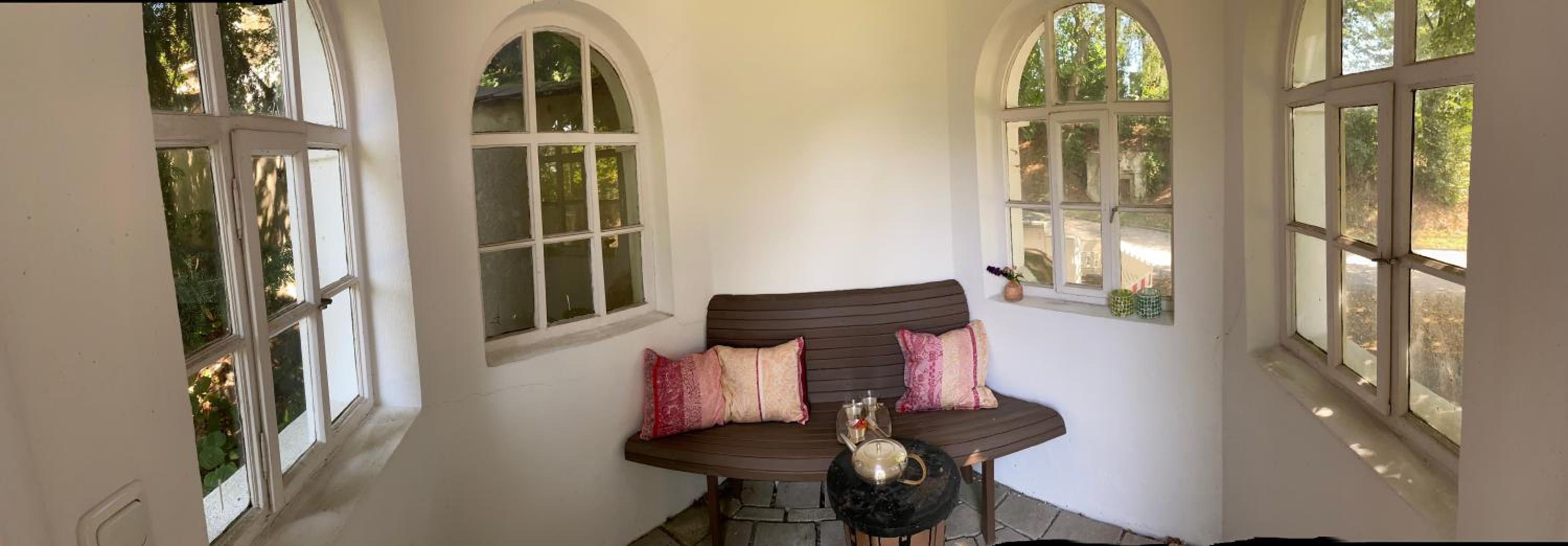 Ferienwohnung in historischer Villa mit Gartennutzung