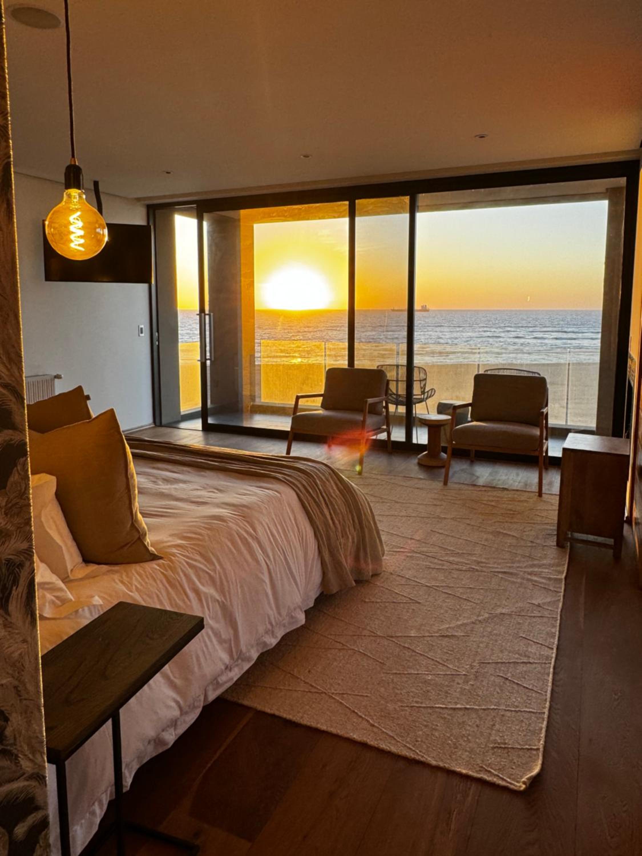 Beachfront Luxury Oasis view 3