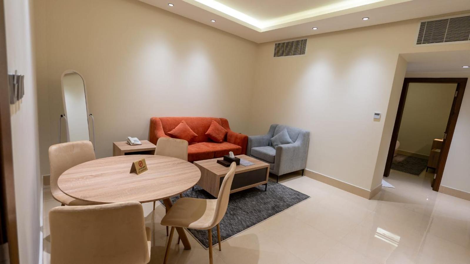 Maskan Al Olya Serviced Apartment view 3