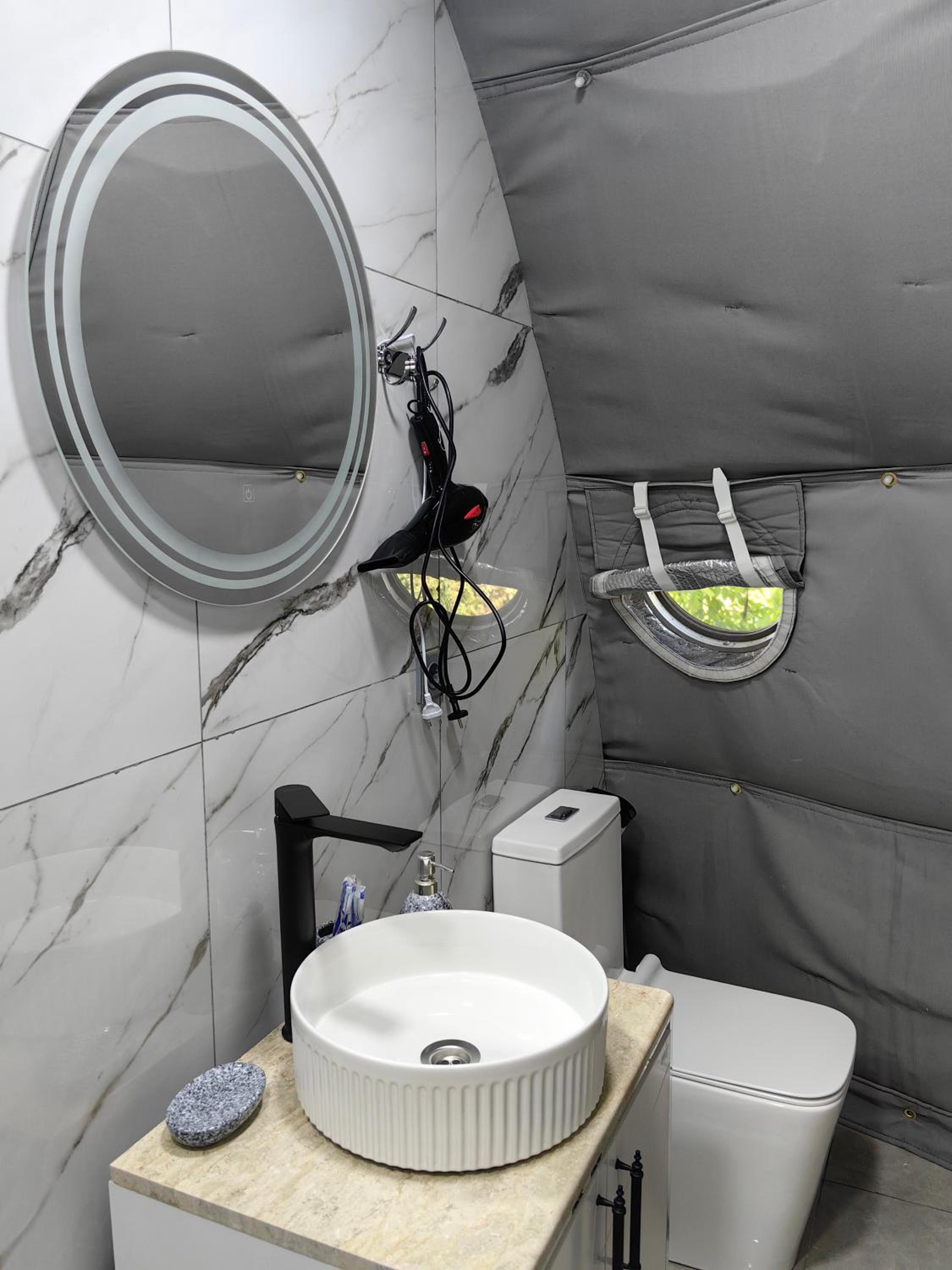 Dream Domes Glamping
