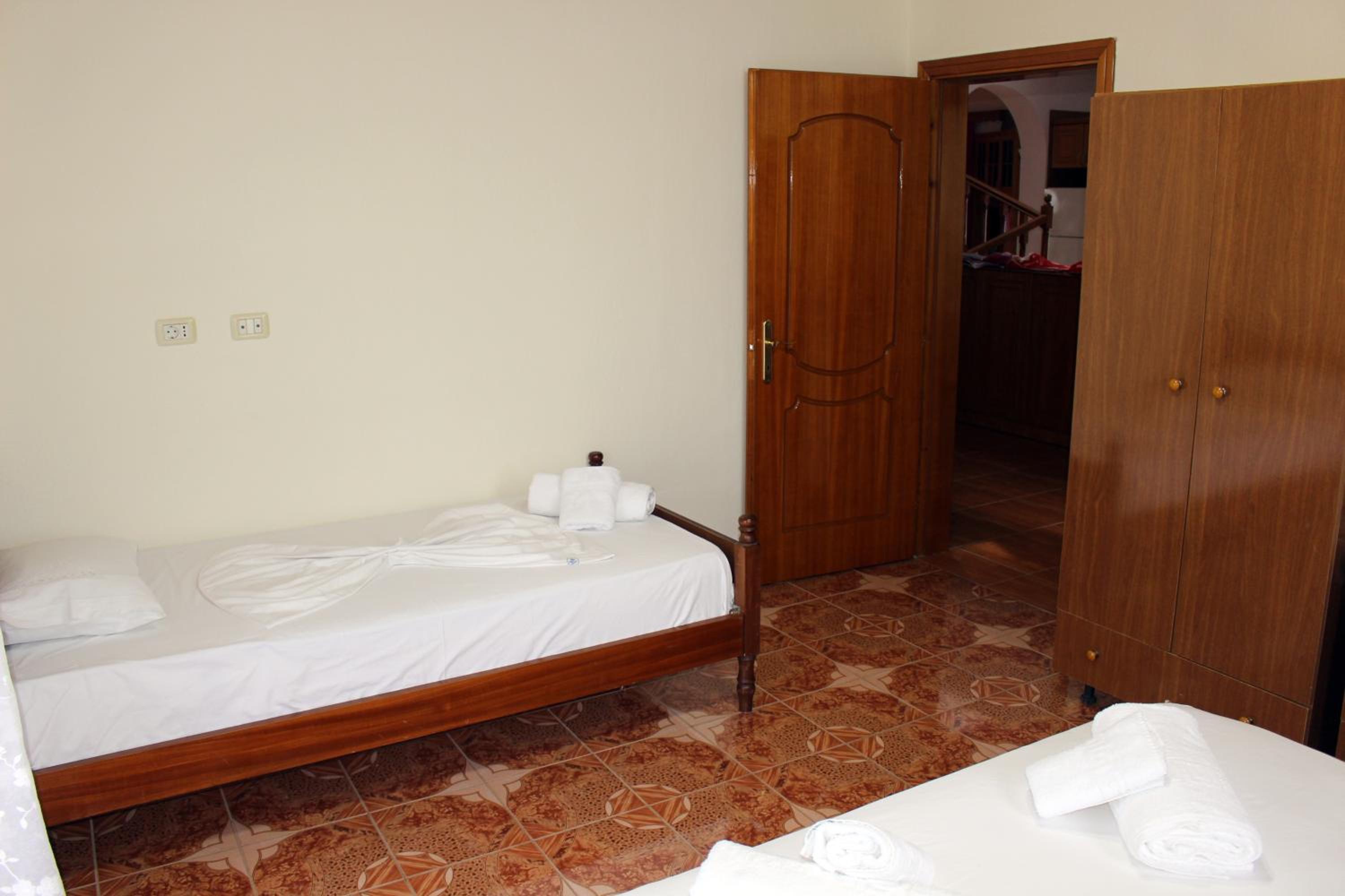 Margarita - Entire house with 4 bedrooms and free parking