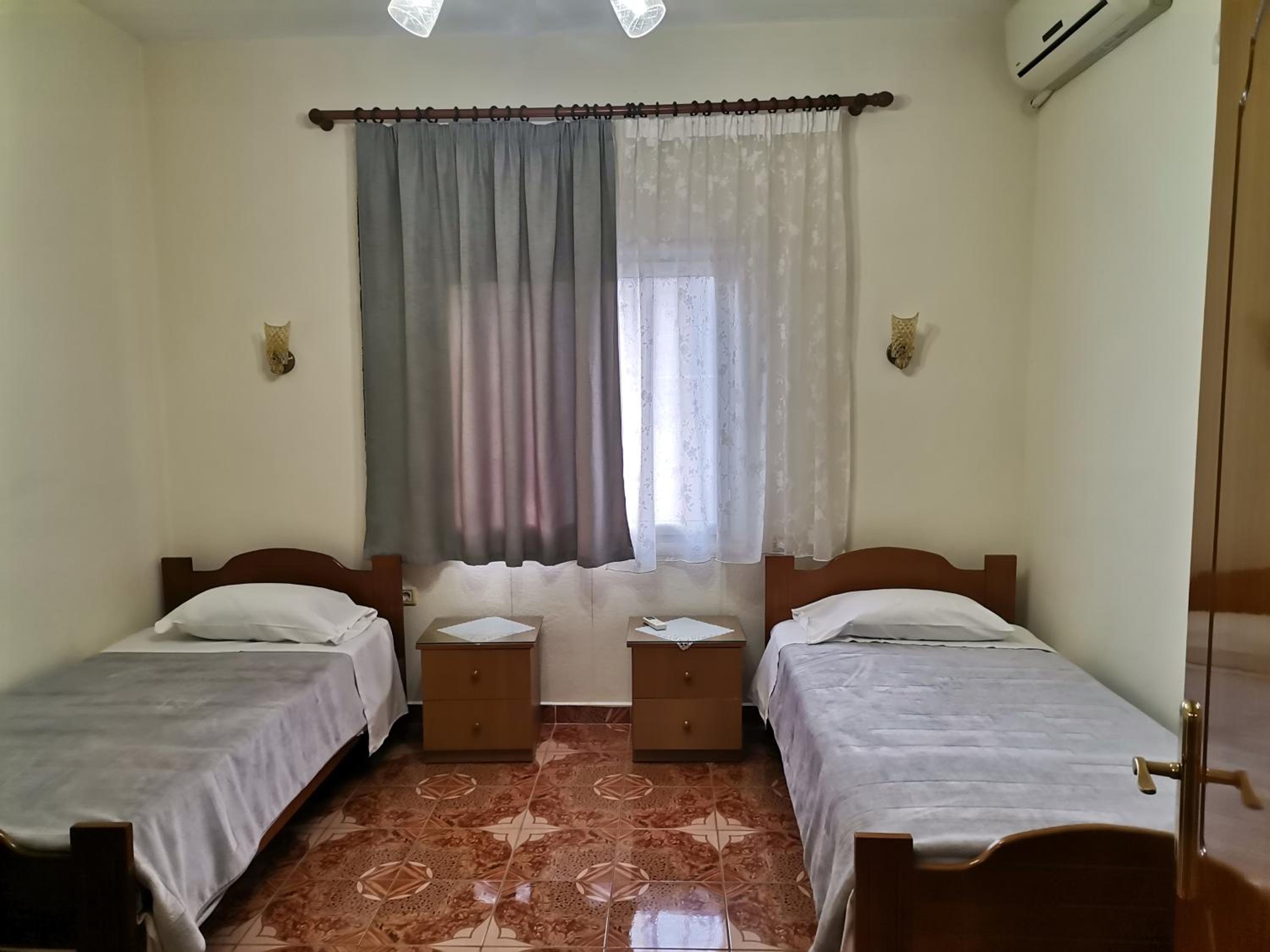Margarita - Entire house with 4 bedrooms and free parking