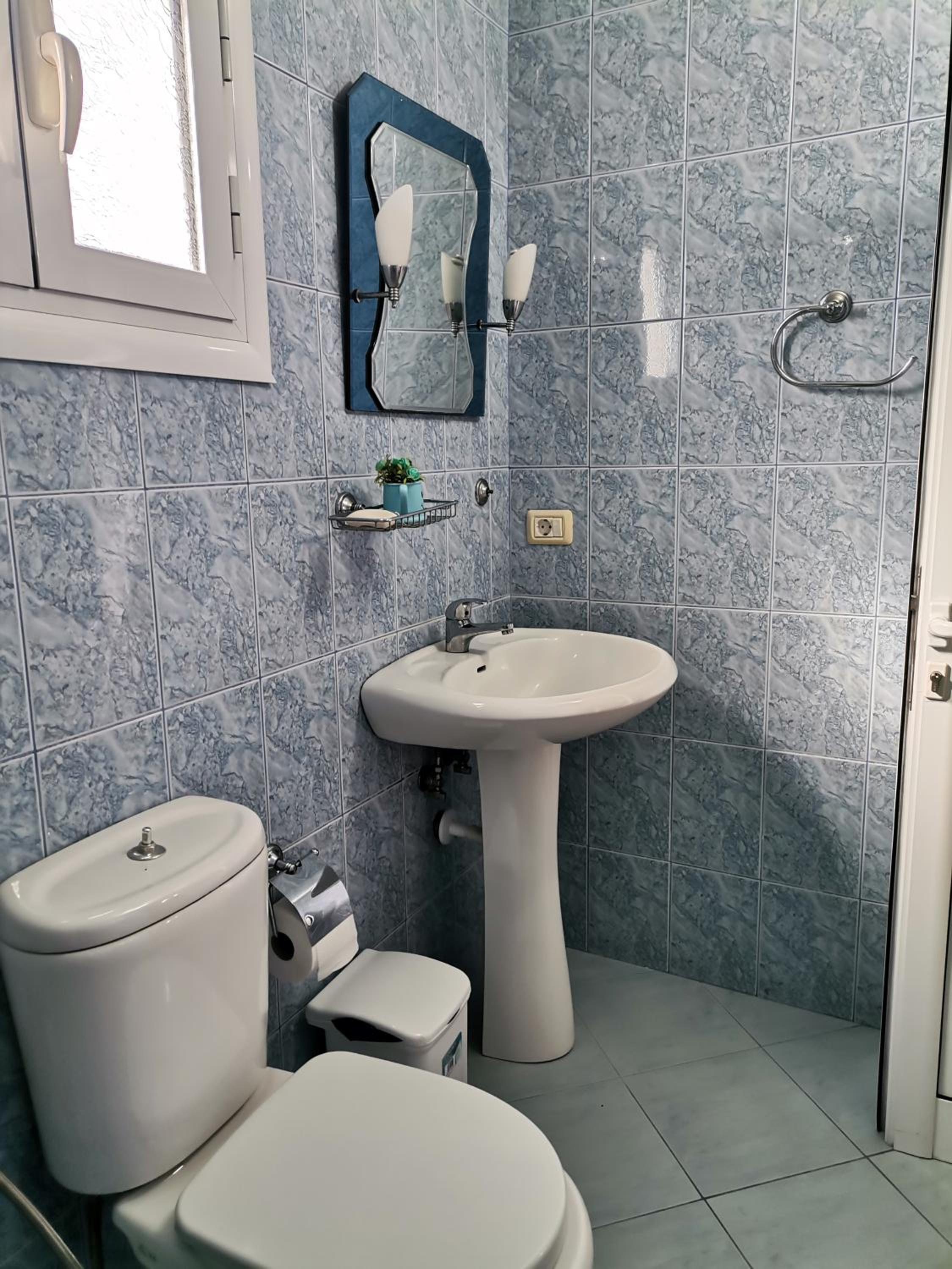 Margarita - Entire house with 4 bedrooms and free parking