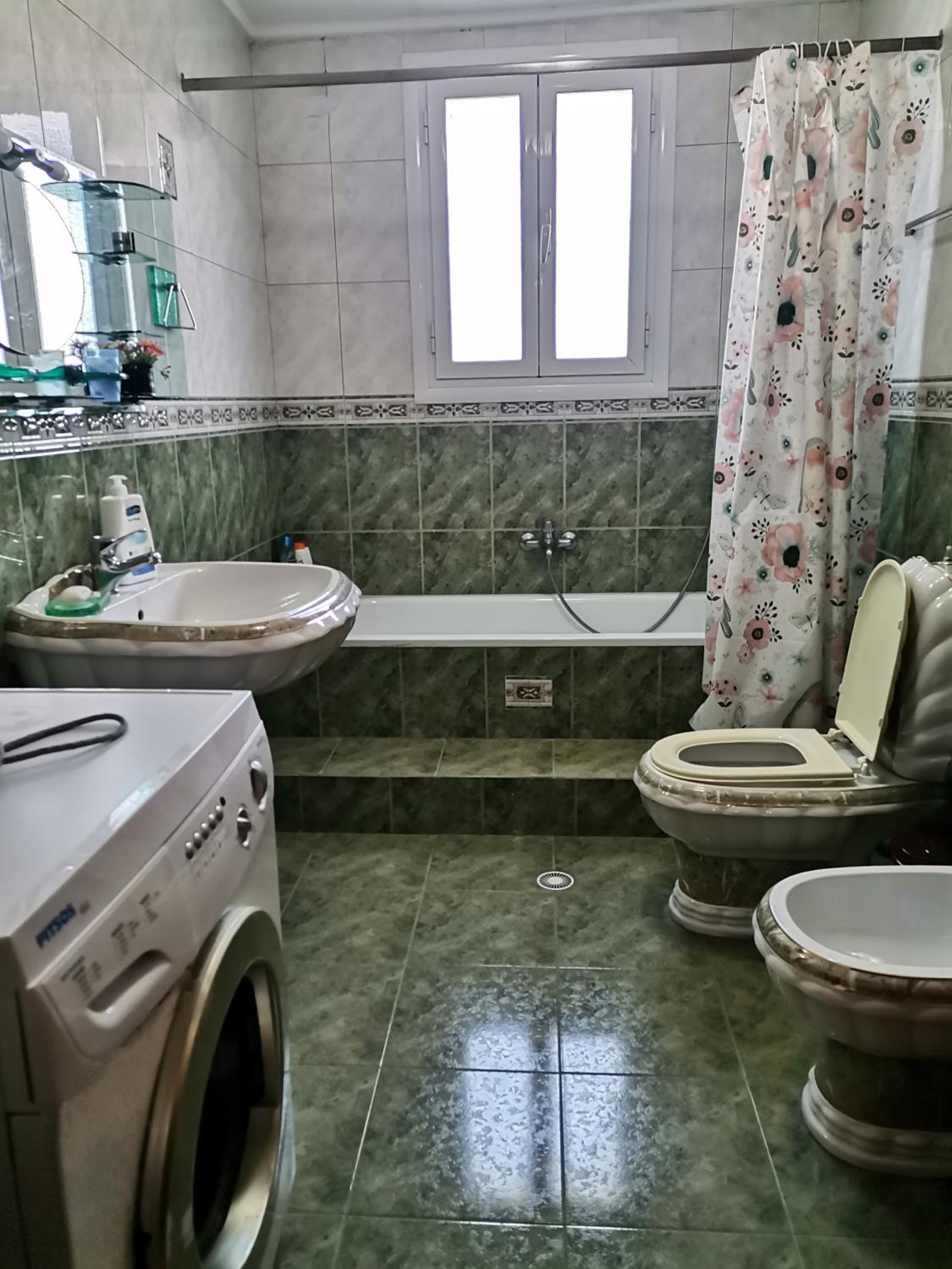 Margarita - Entire house with 4 bedrooms and free parking