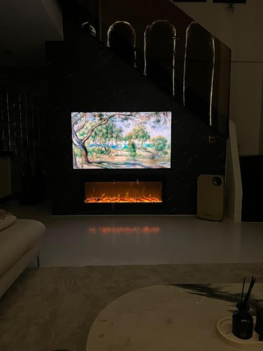 Cosy duplex, refined decor, hypercentre, parking