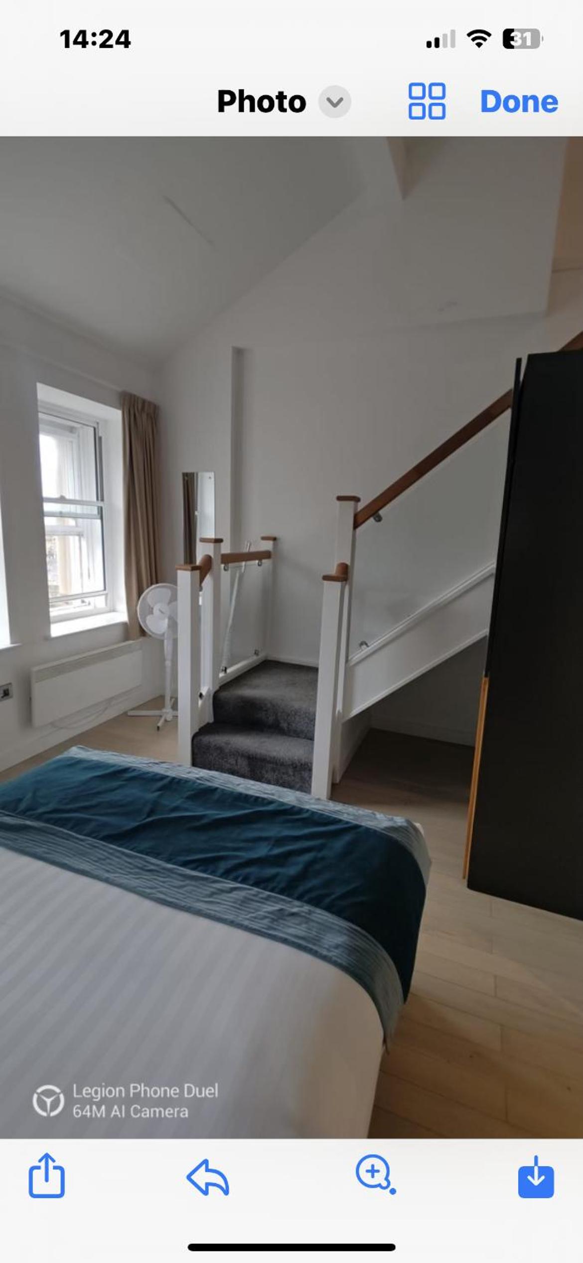 Victoria street apartment Sleeps 2 view 4