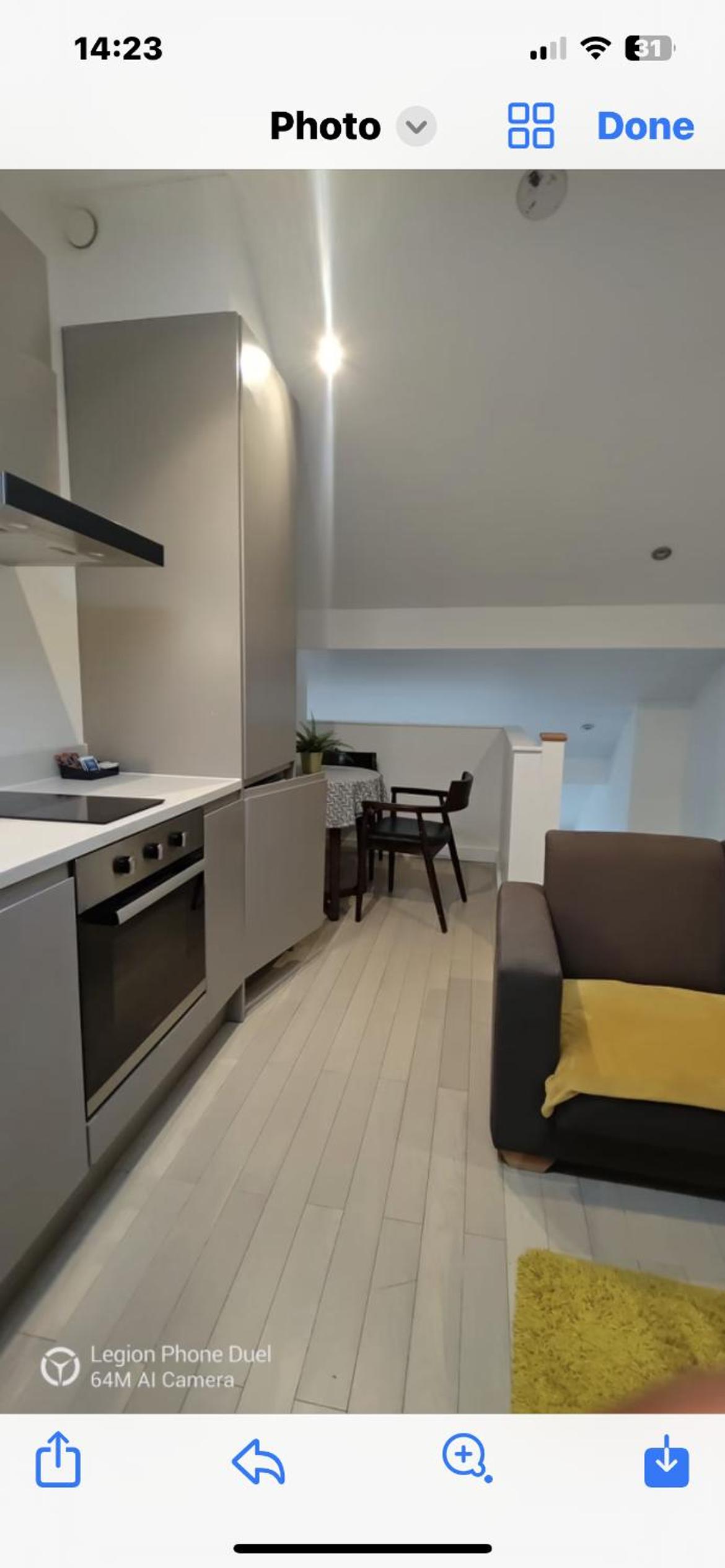 Victoria street apartment Sleeps 2 view 2