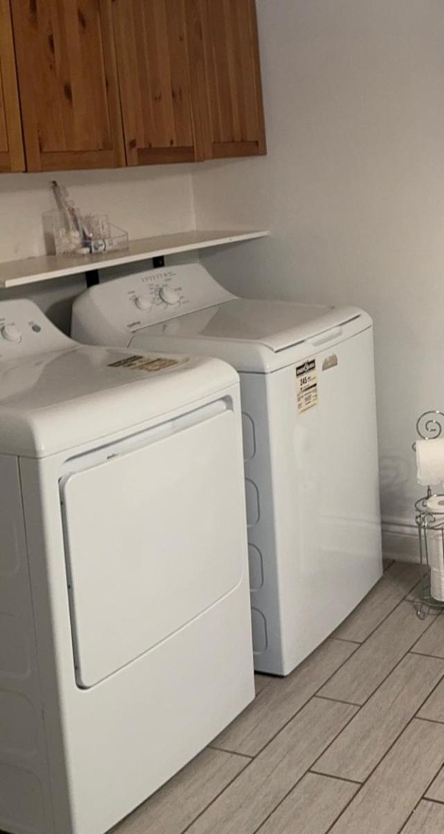 Montreal One-Bedroom Apartment Number2 with shared-bathroom and shared kitchen