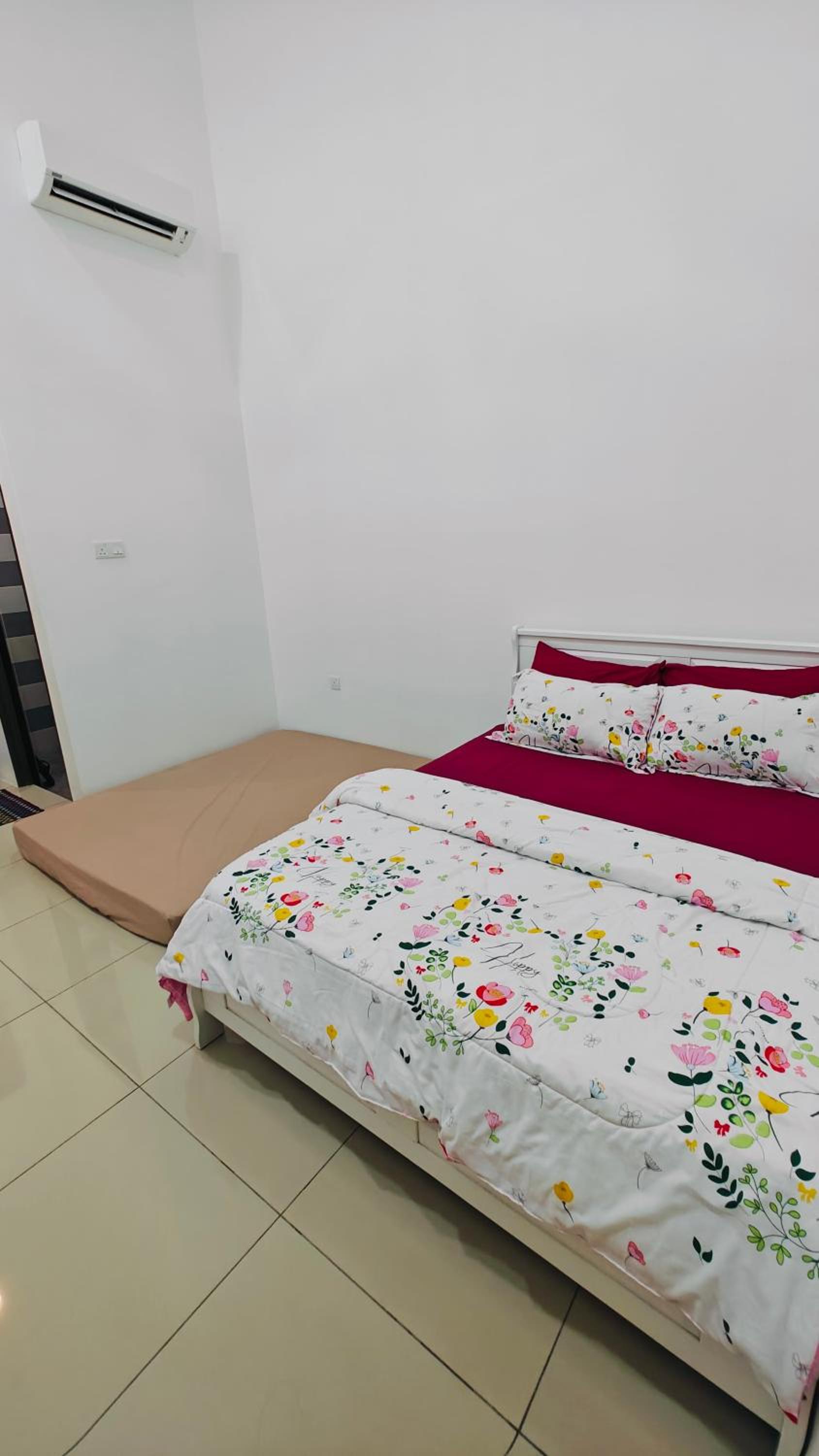 Tuah Homestay Fully Aircond Wifi Netflix M0slim Only