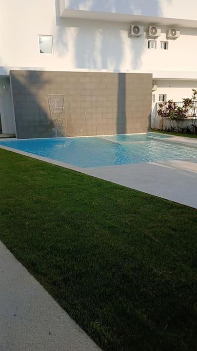 Photo 33