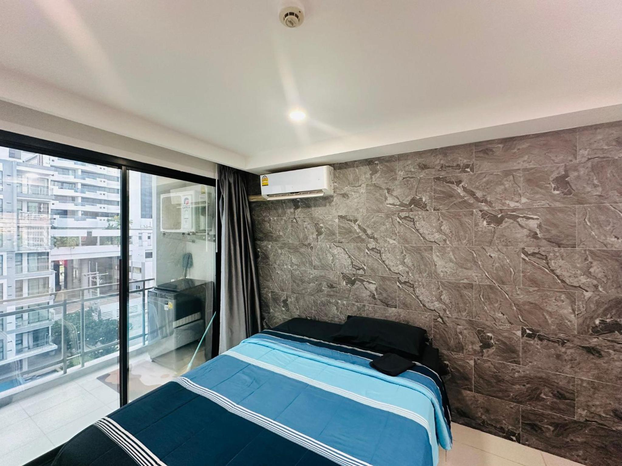 Neo Condo 2 bedroom Jomtien LUX view 2
