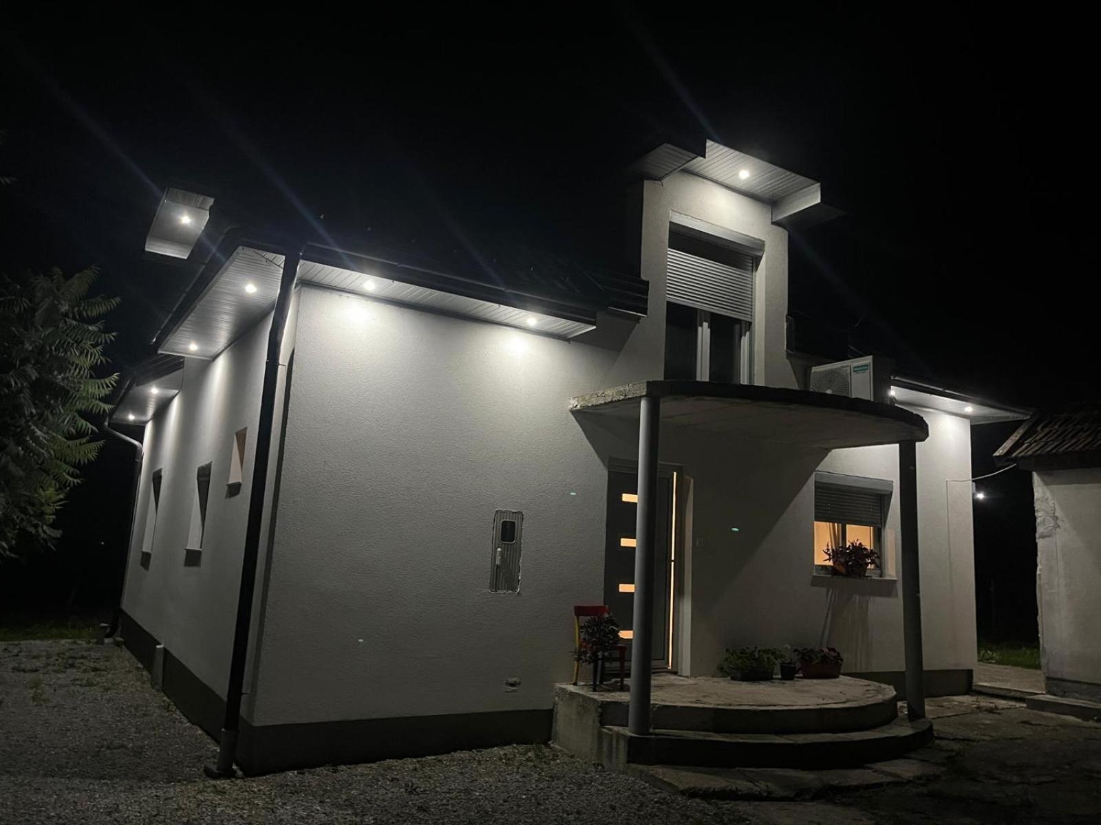 Peace Holiday Home