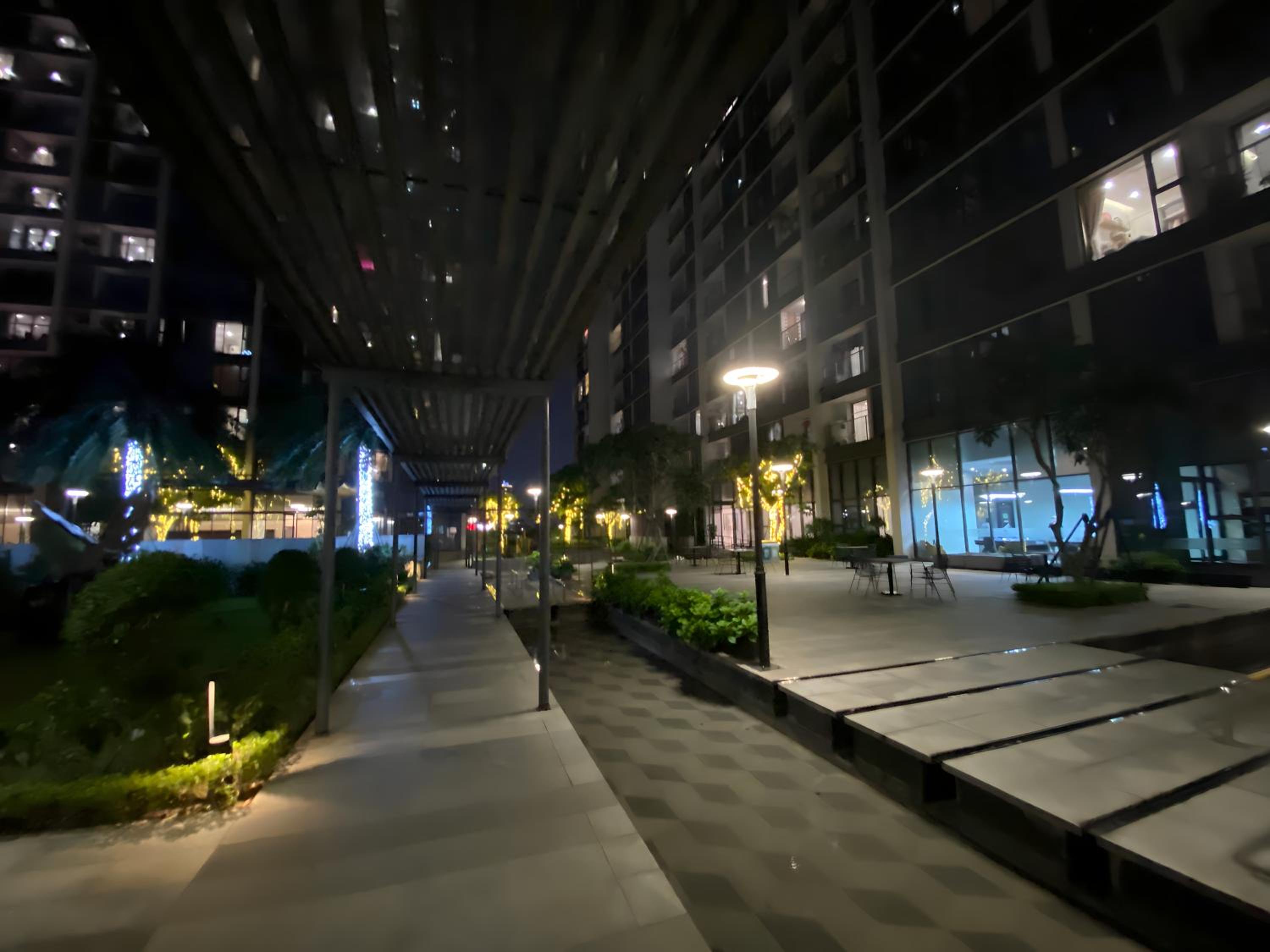 Vinhomes Metropolis Hanoi - South Land