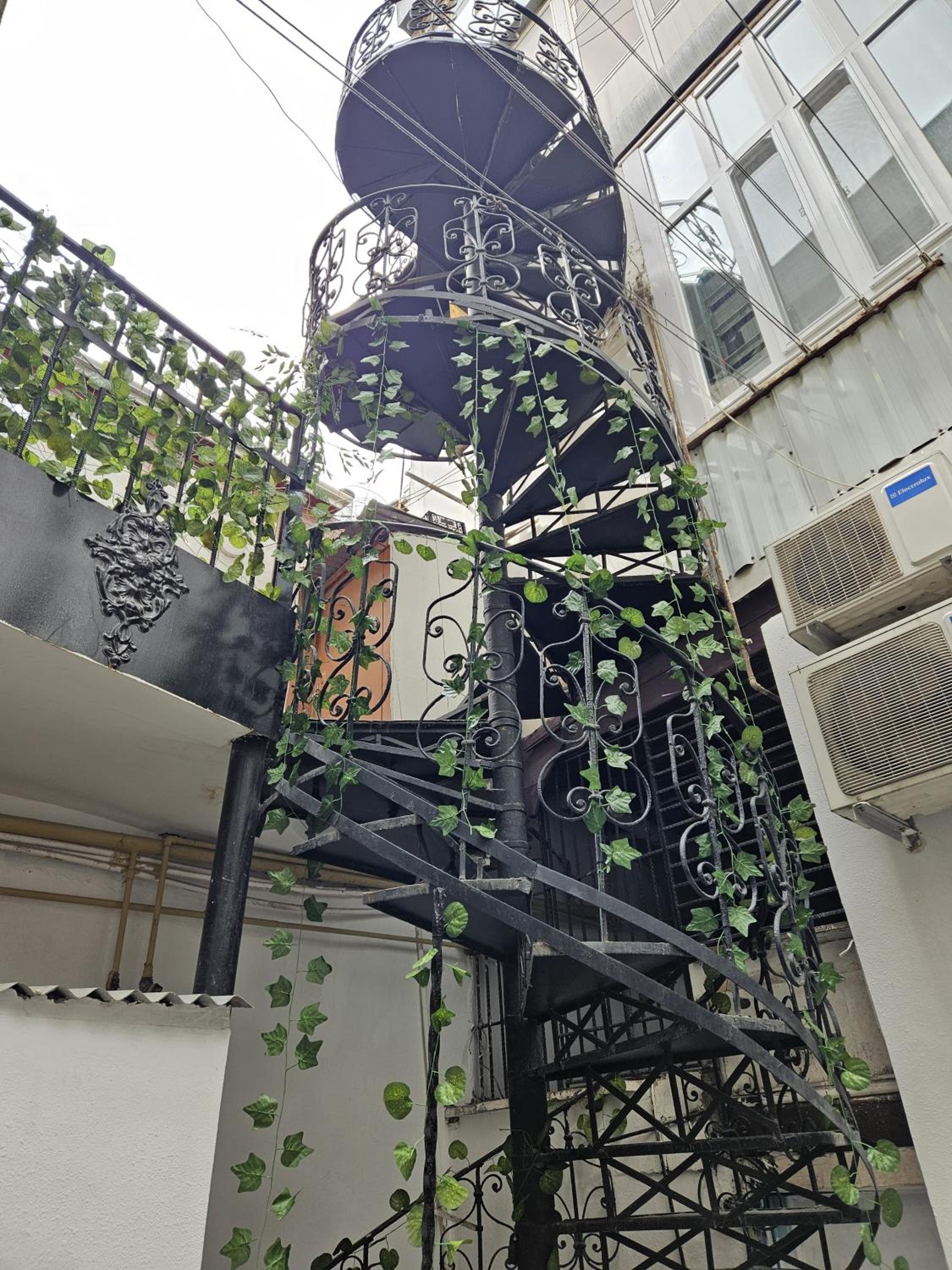 KHatun Apartment