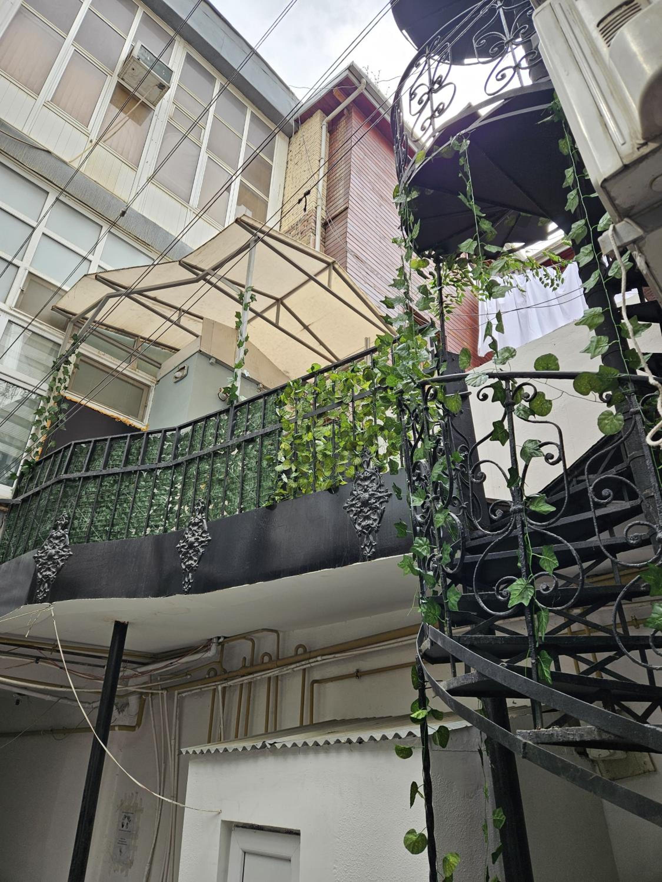 KHatun Apartment