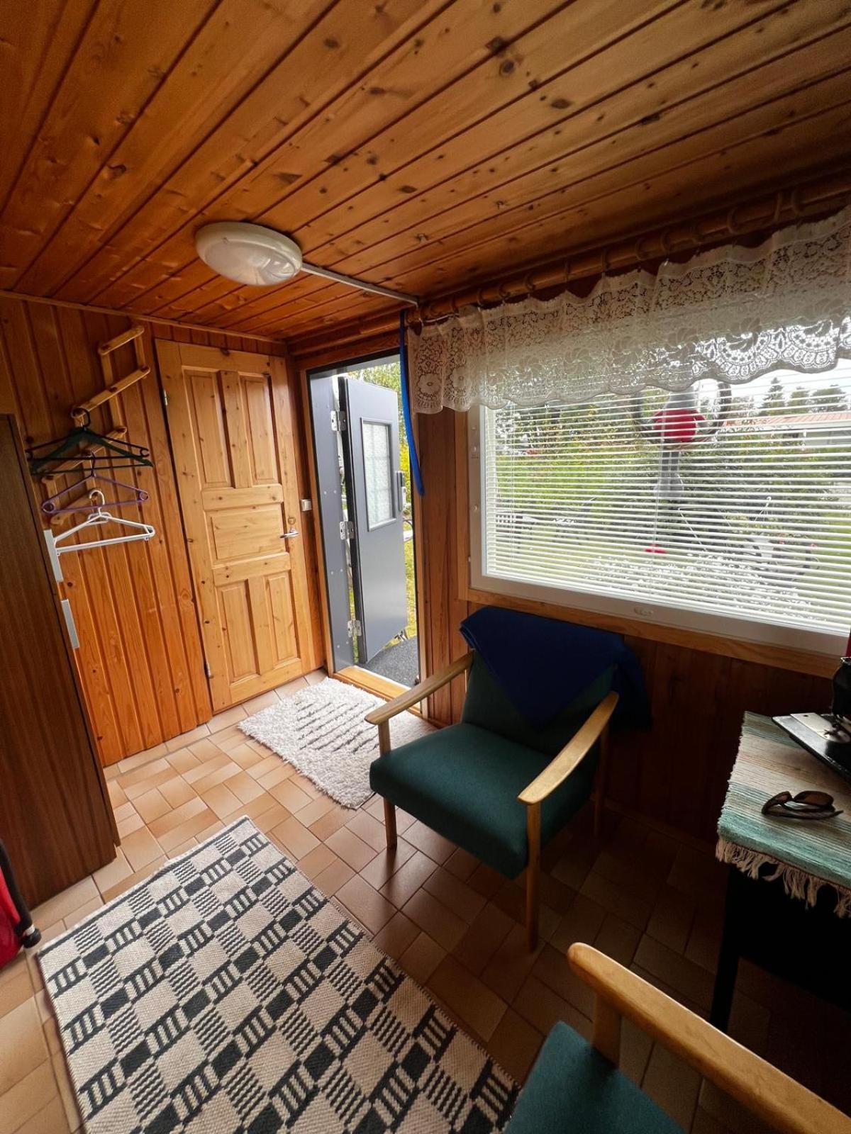 Narikka Cottage, Cozy Stay in Central Kittilä, Near Levi Ski Resort view 4