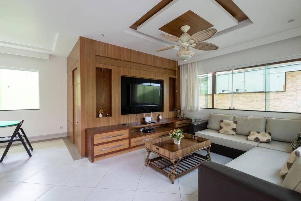 Casa de Condomínio a 150m da Praia de Maresias