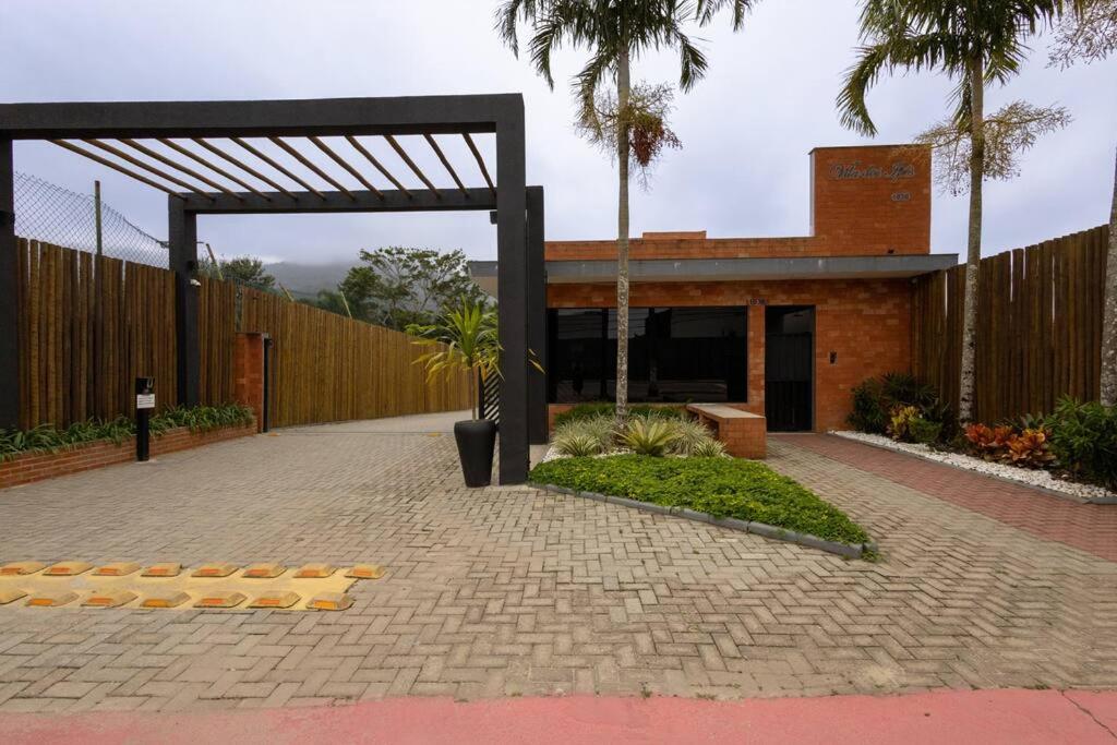 Casa de Condomínio a 150m da Praia de Maresias