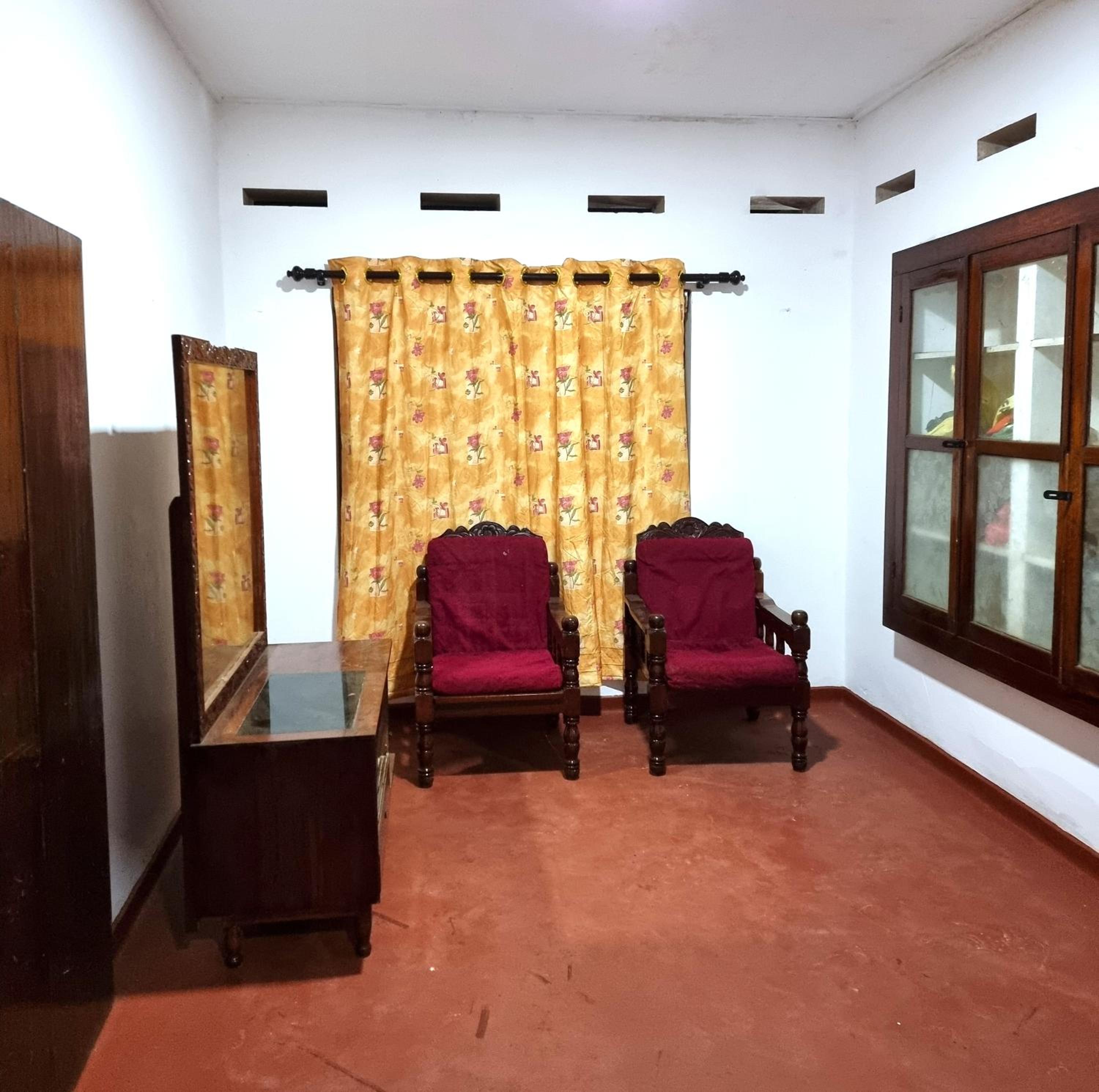 Shanthi House