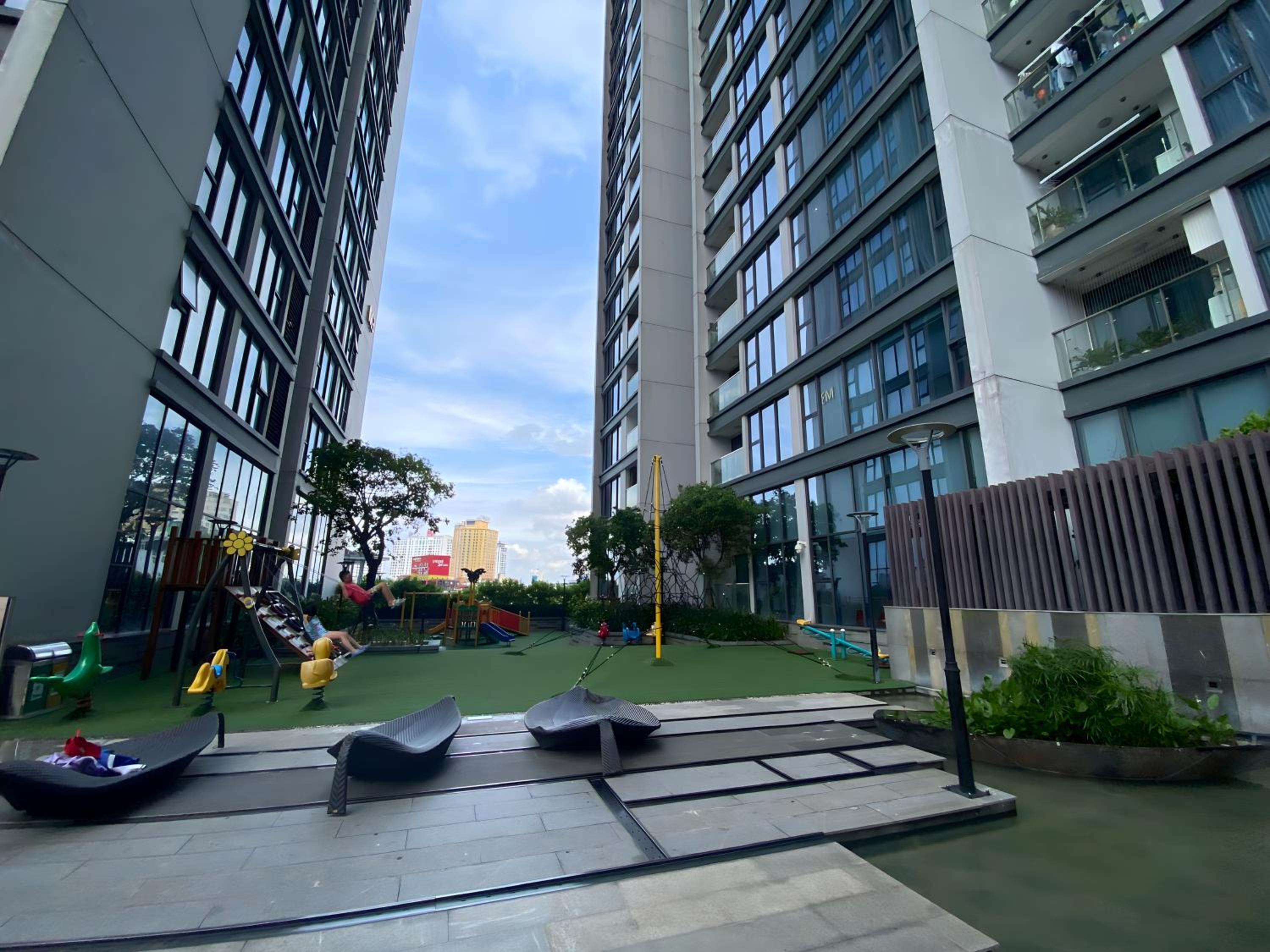 Vinhomes Metropolis Hanoi - South Land