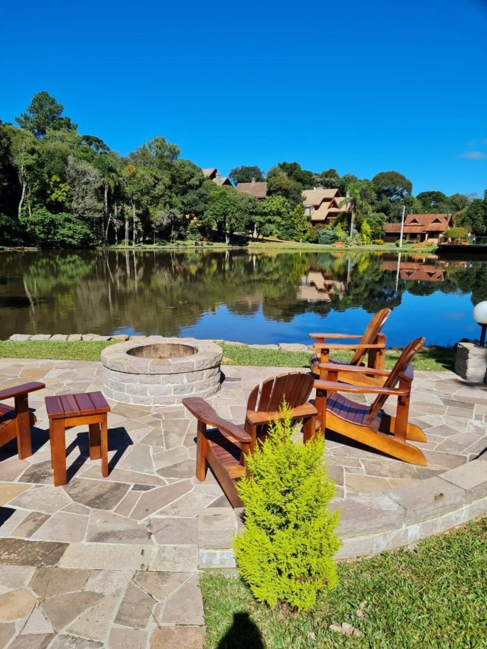 Locar-in Gramado - Lagos de Gramado Cond. fechado