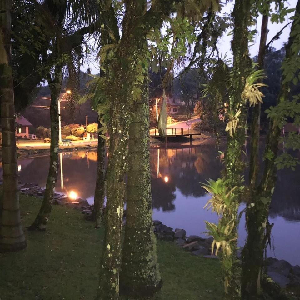 Locar-in Gramado - Lagos de Gramado Cond. fechado