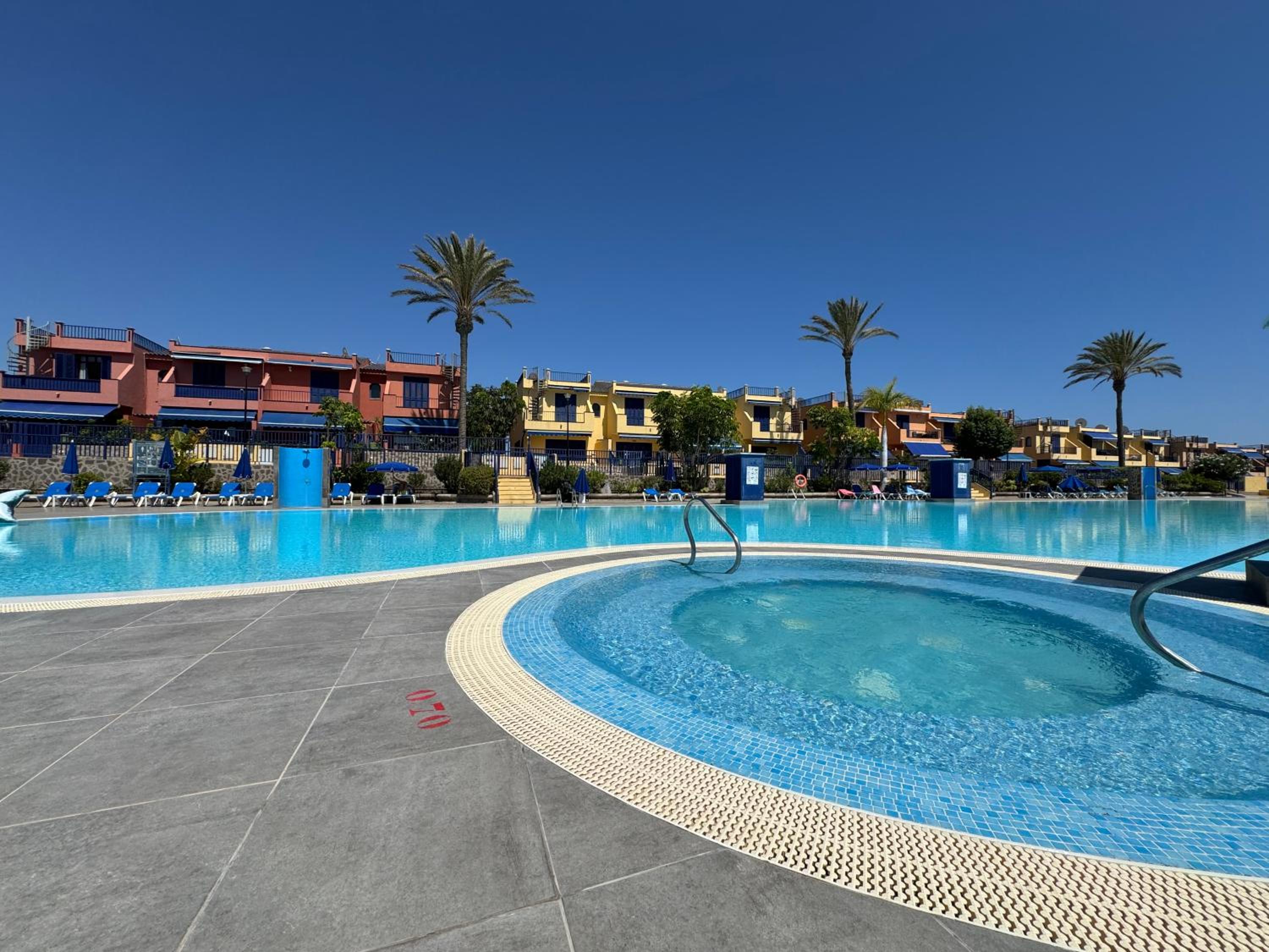 Meloneras Ocean Escape by CanaryScape with jacuzzi
