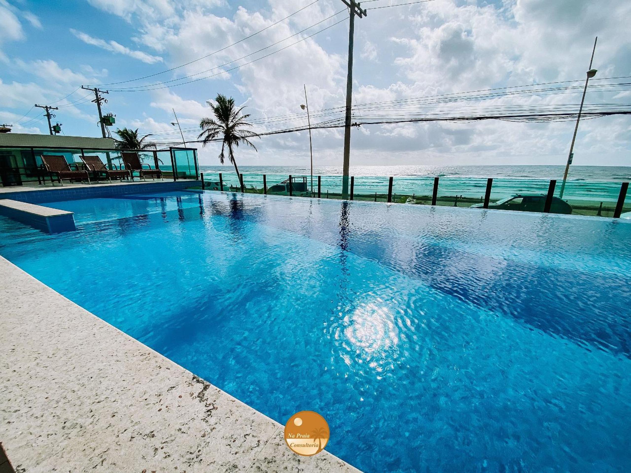 V703 - VISTA de Cinema, Piscina Borda Infinita, Beira Mar