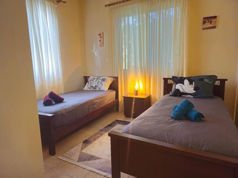 Villa & pool 3 bedrooms 2 minutes from the beach