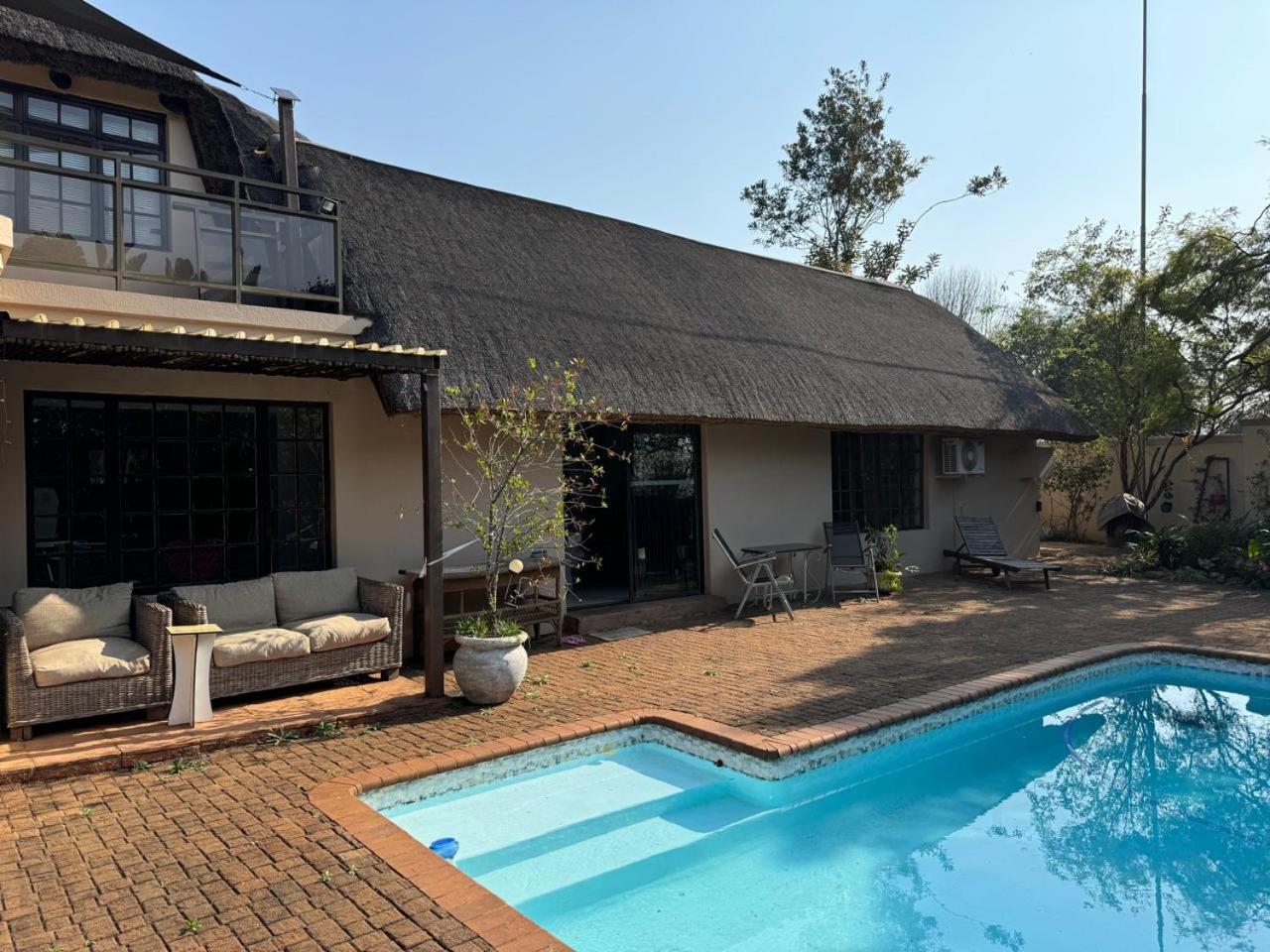 Rose Thatch Cottage view 2