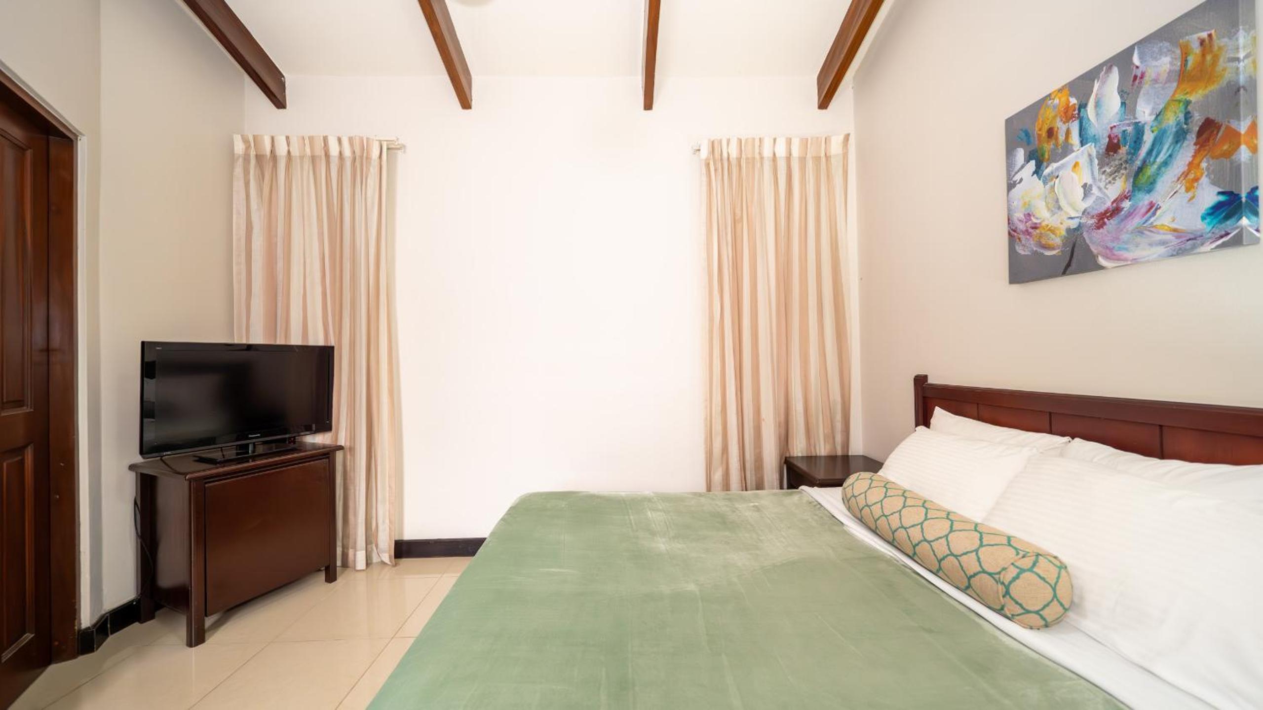 MonteMar Beach Condo At Playa hermosa