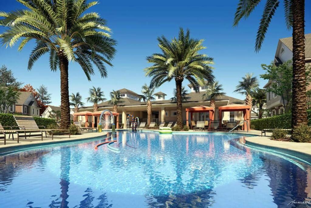 DLuxx Vacation Home 3 milles from Disney 7570