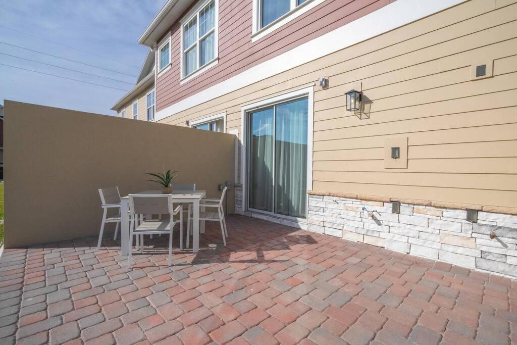 DLuxx Vacation Home 3 milles from Disney 7570