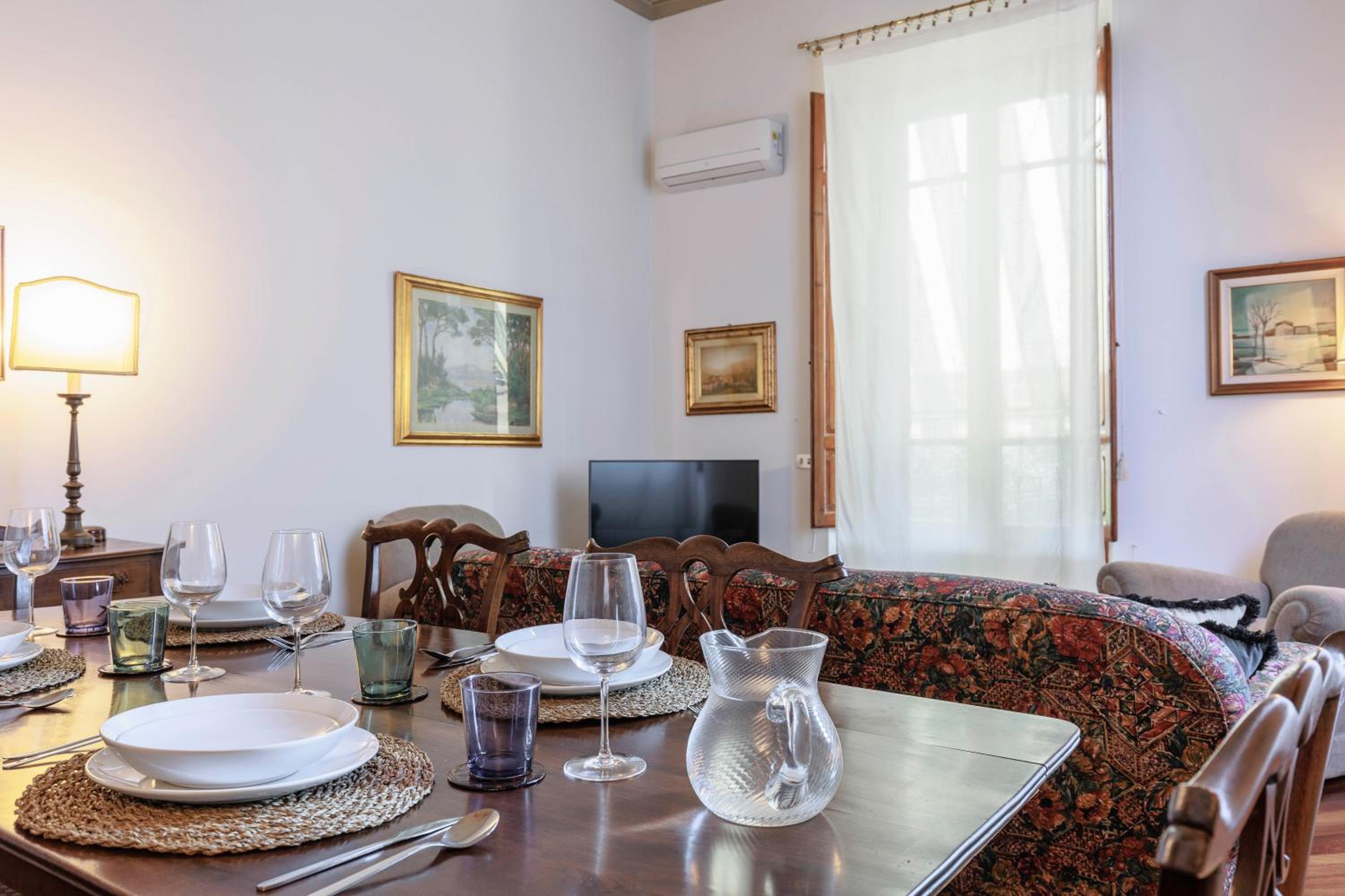 Spartaco Prestigious Apartment