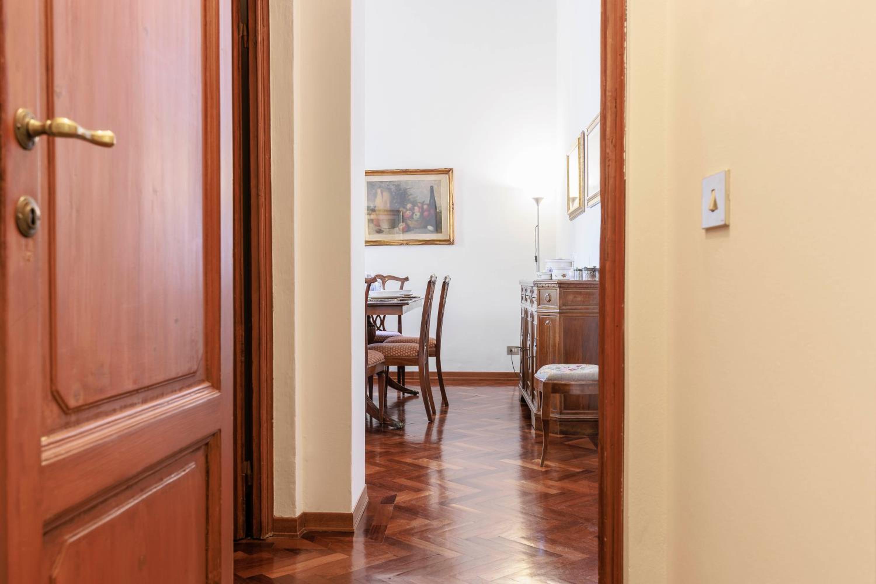 Spartaco Prestigious Apartment