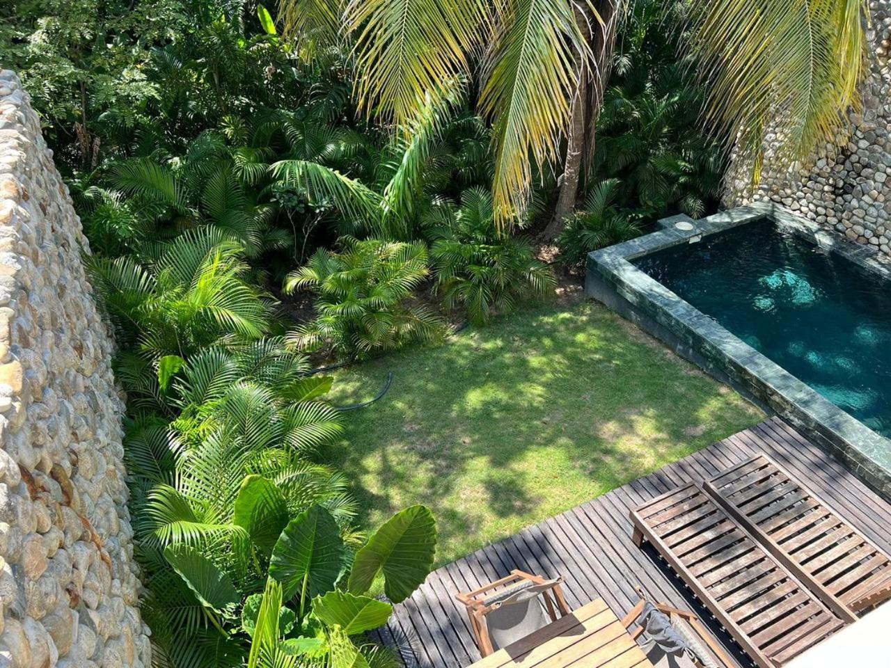 Villa Privada en Naio Palomino