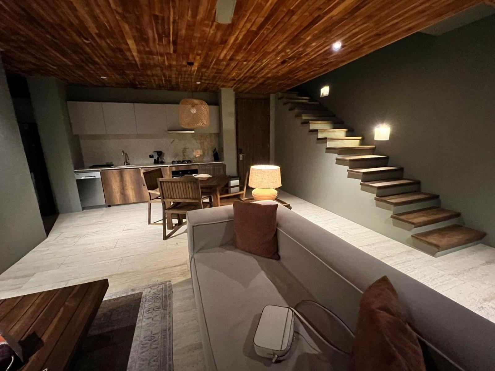 Villa Privada en Naio Palomino
