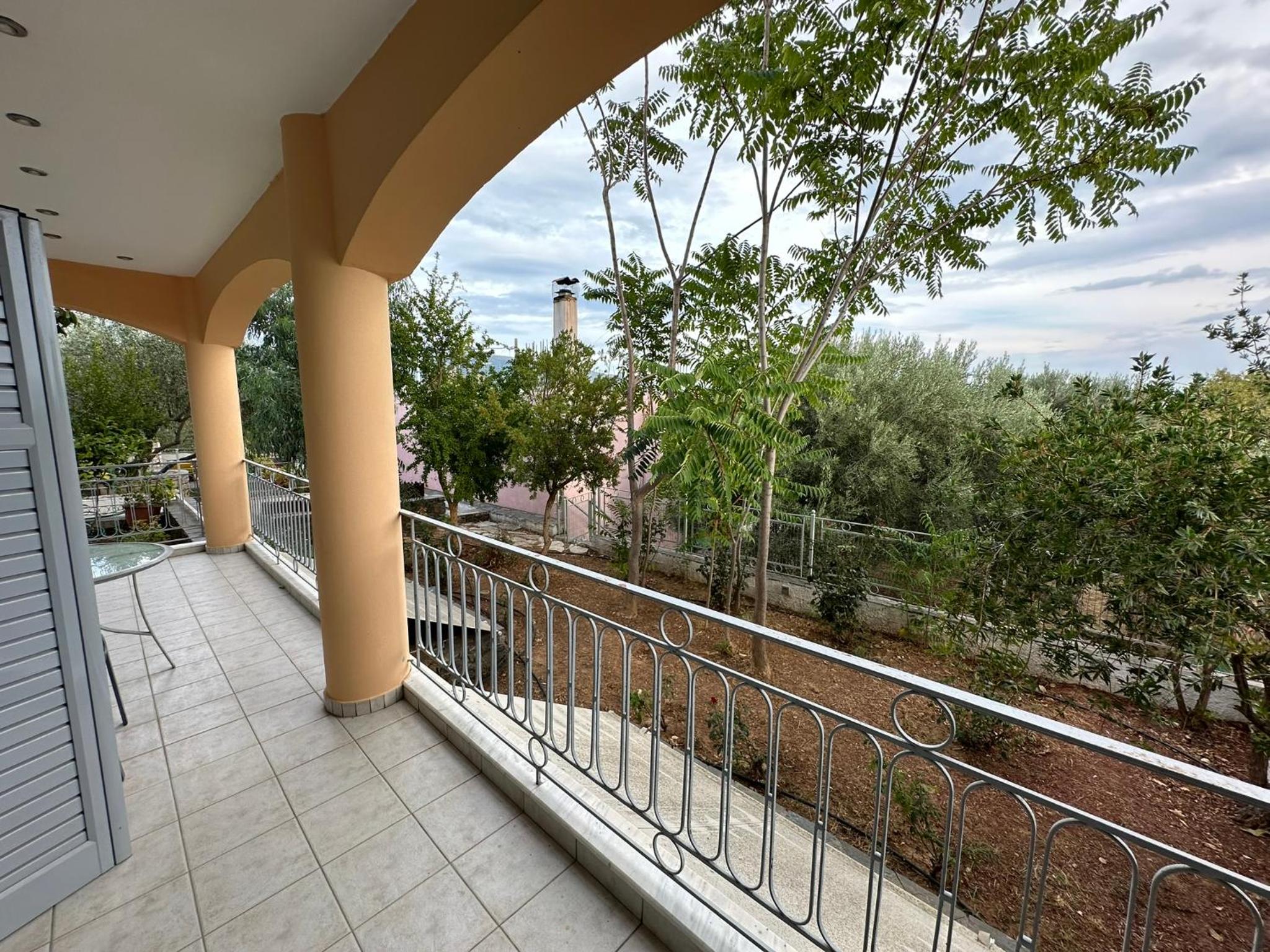 Antonia's Apartments