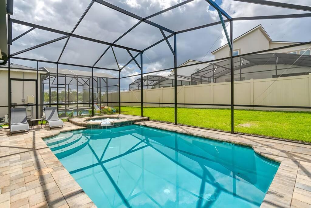 DLuxx Waterpark Resort Home Near Disney 1706 view 5