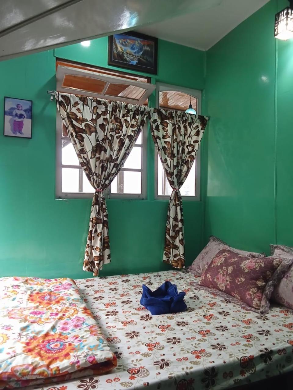 Lebong Mansara Homestay Darjeeling view 2