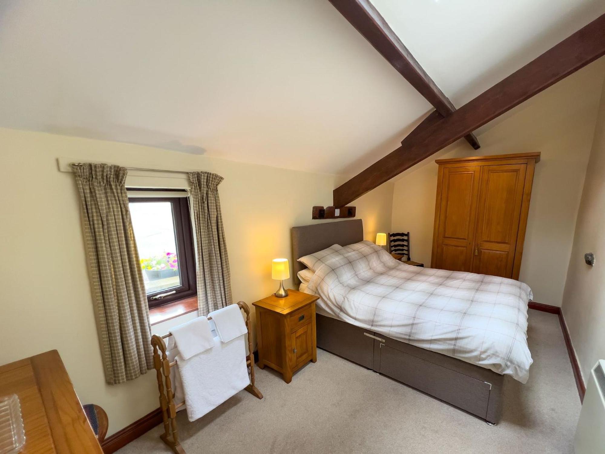 Bassenthwaite Farm Cottage, on a working farm in a tranquil setting