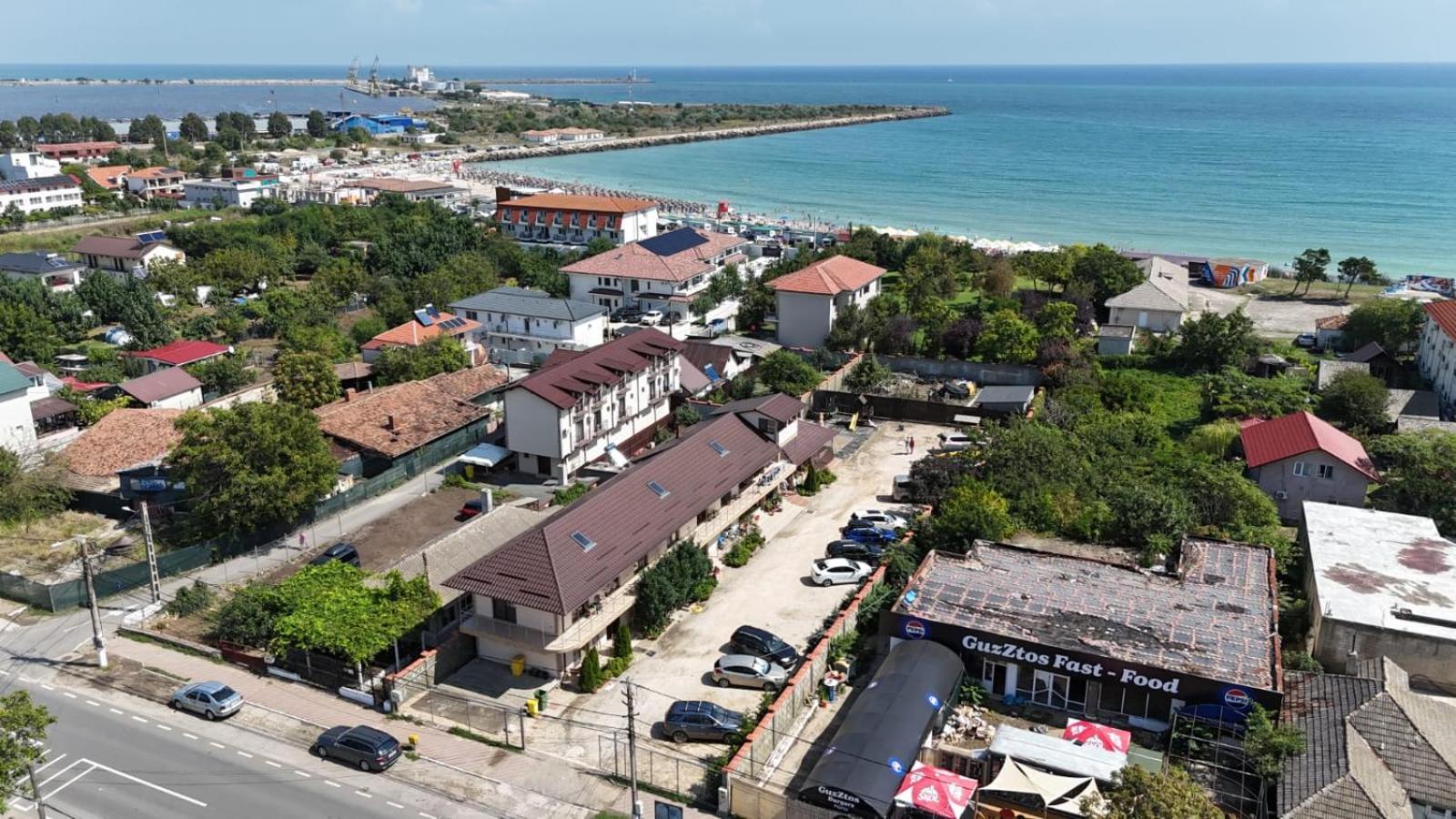 Casa Leo view 2