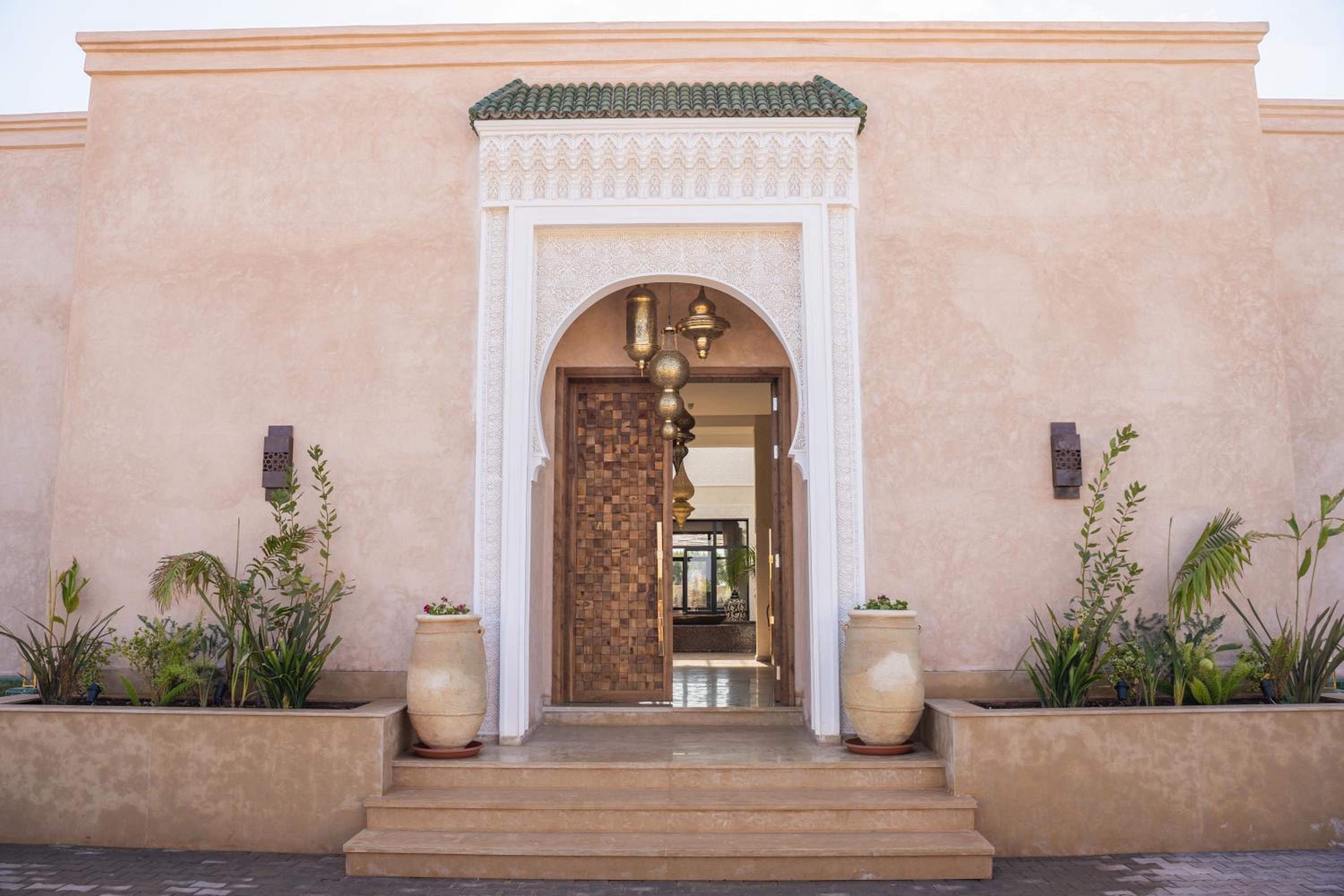 Luxury Riad with spa and private pool view 2