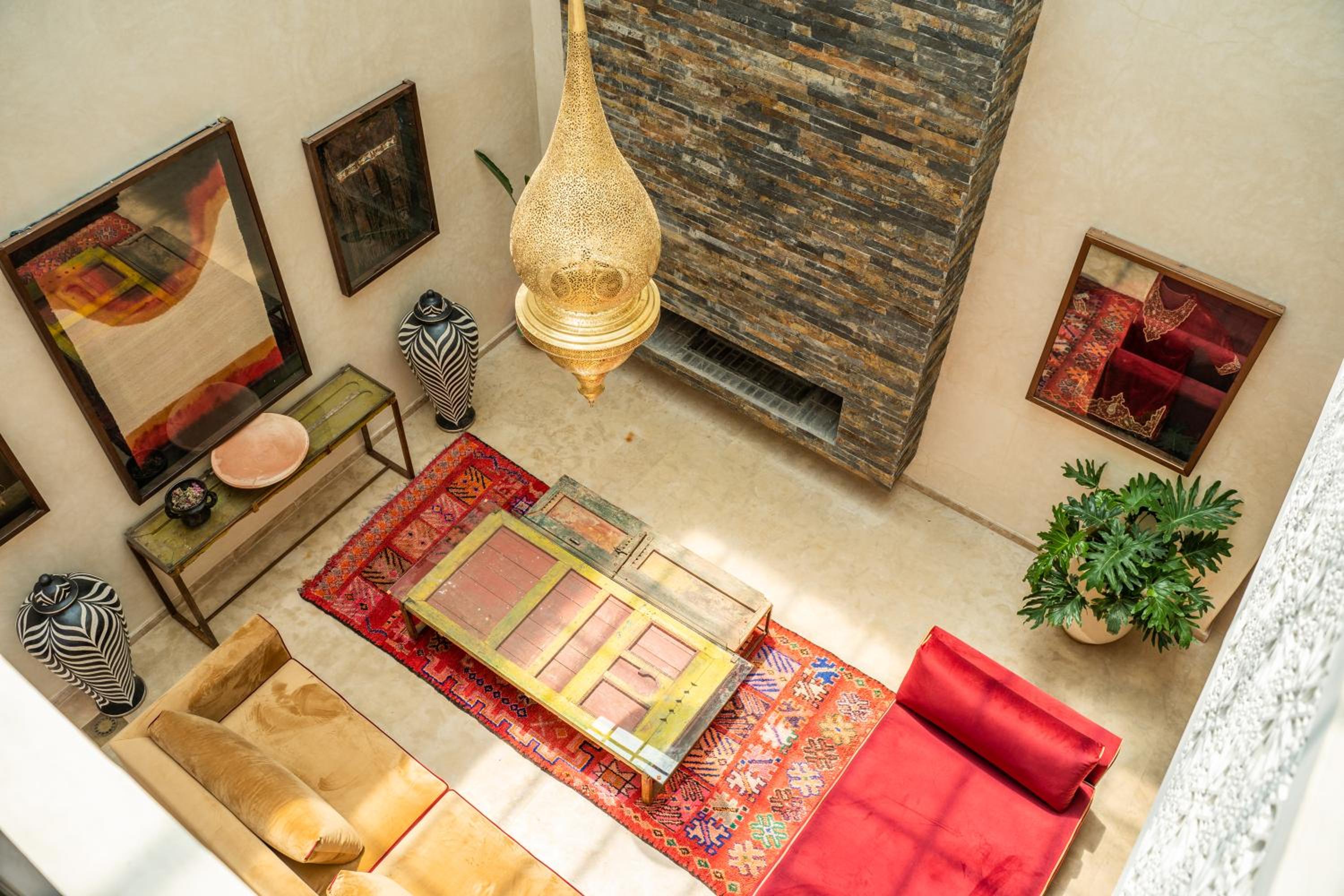 Luxury Riad with spa and private pool view 5