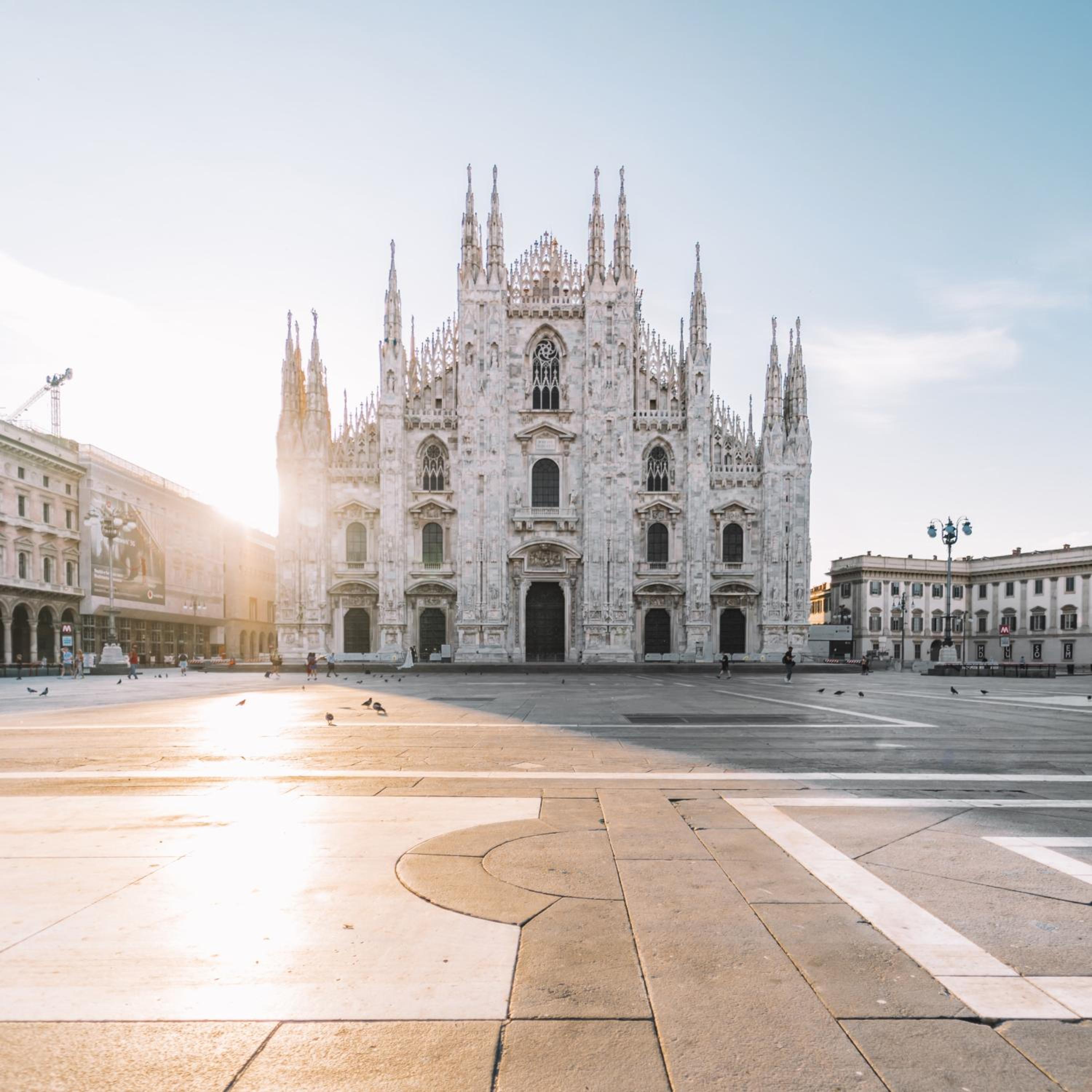 I Prime Location I Metro at Your Door, Duomo in 15 min!