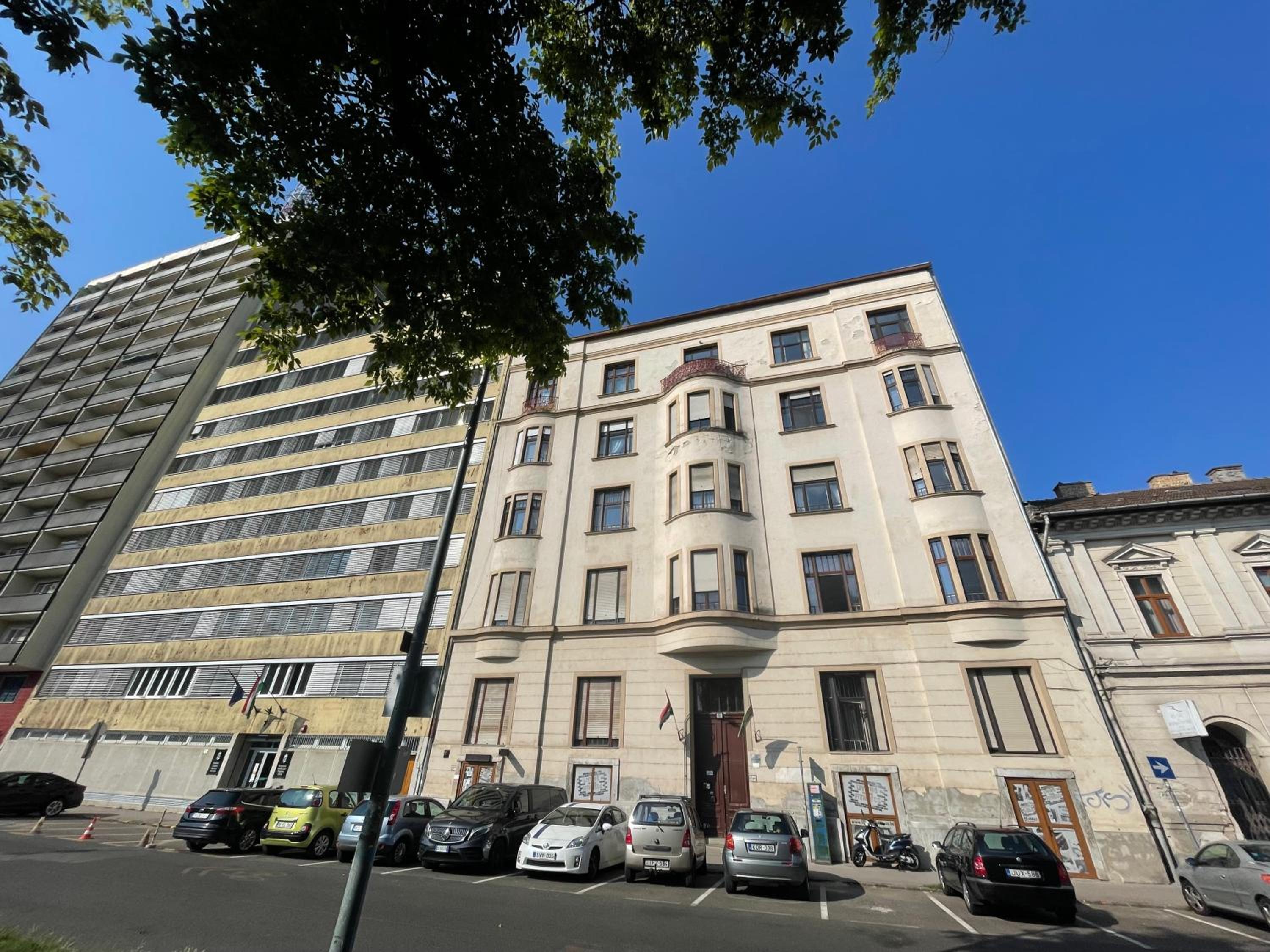 Erkel Apartment