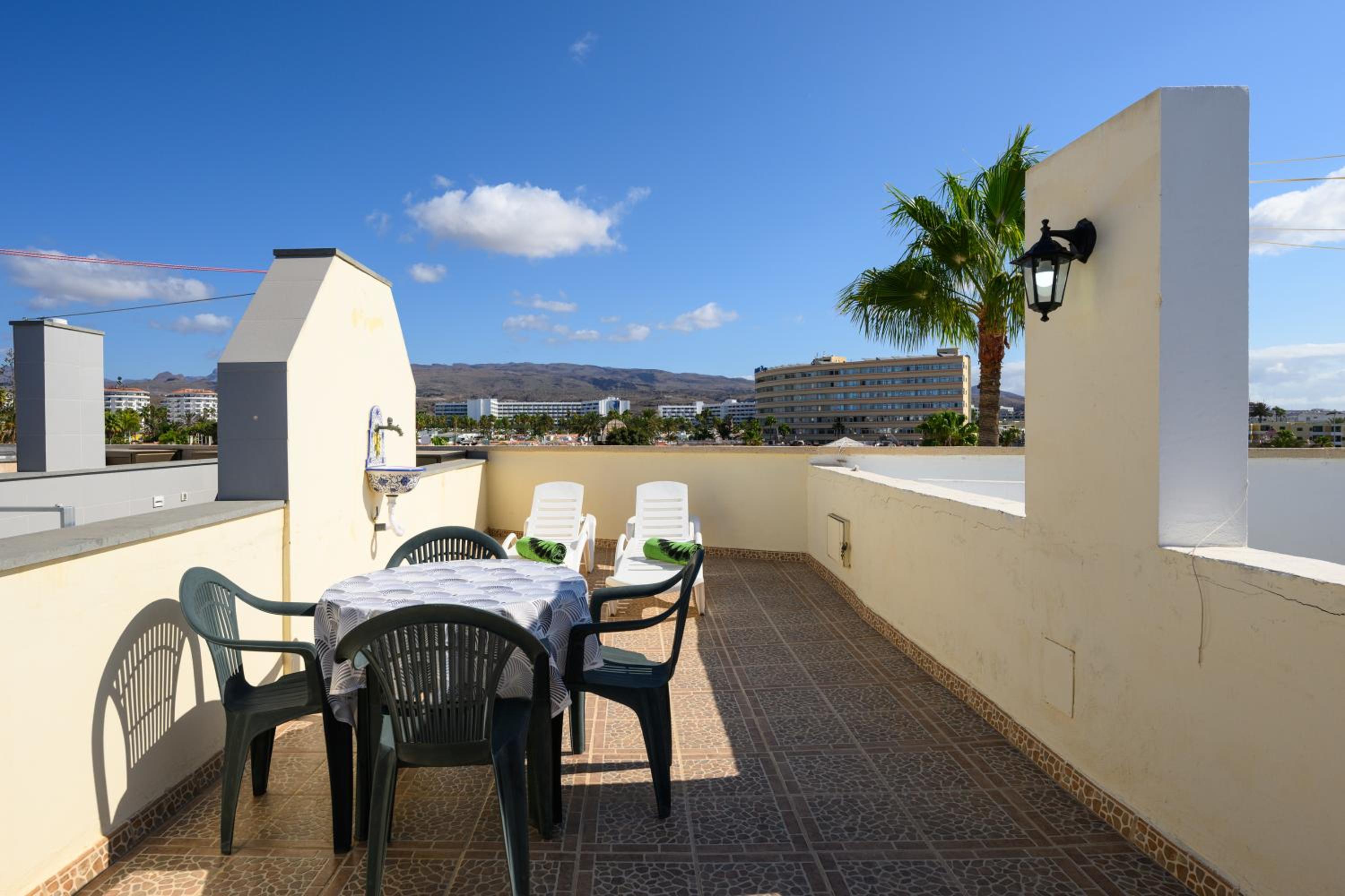 Sol y Playa Rooftop