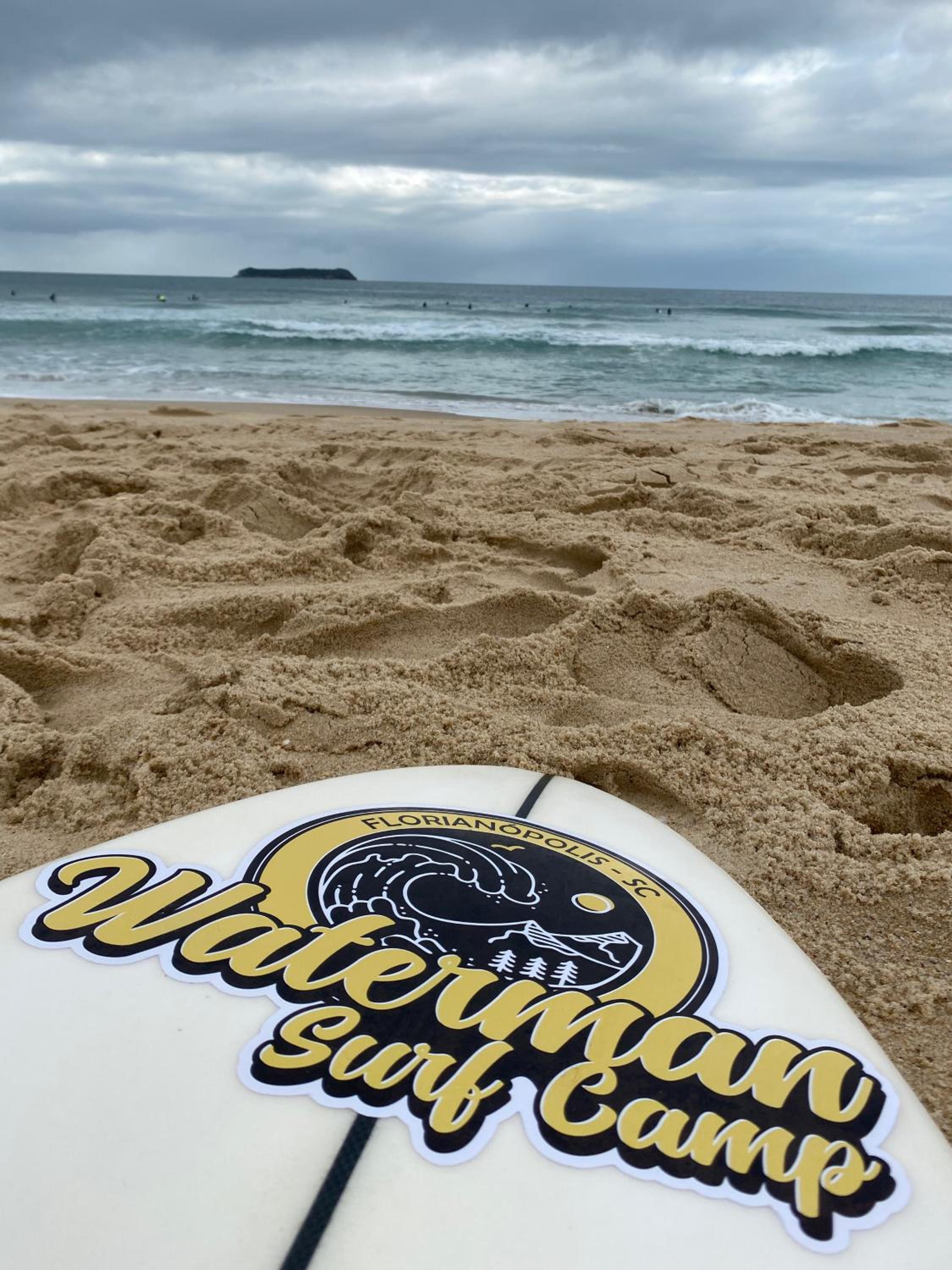WATERMAN Surf Camp hospedagem e escola de surf em Florianópolis